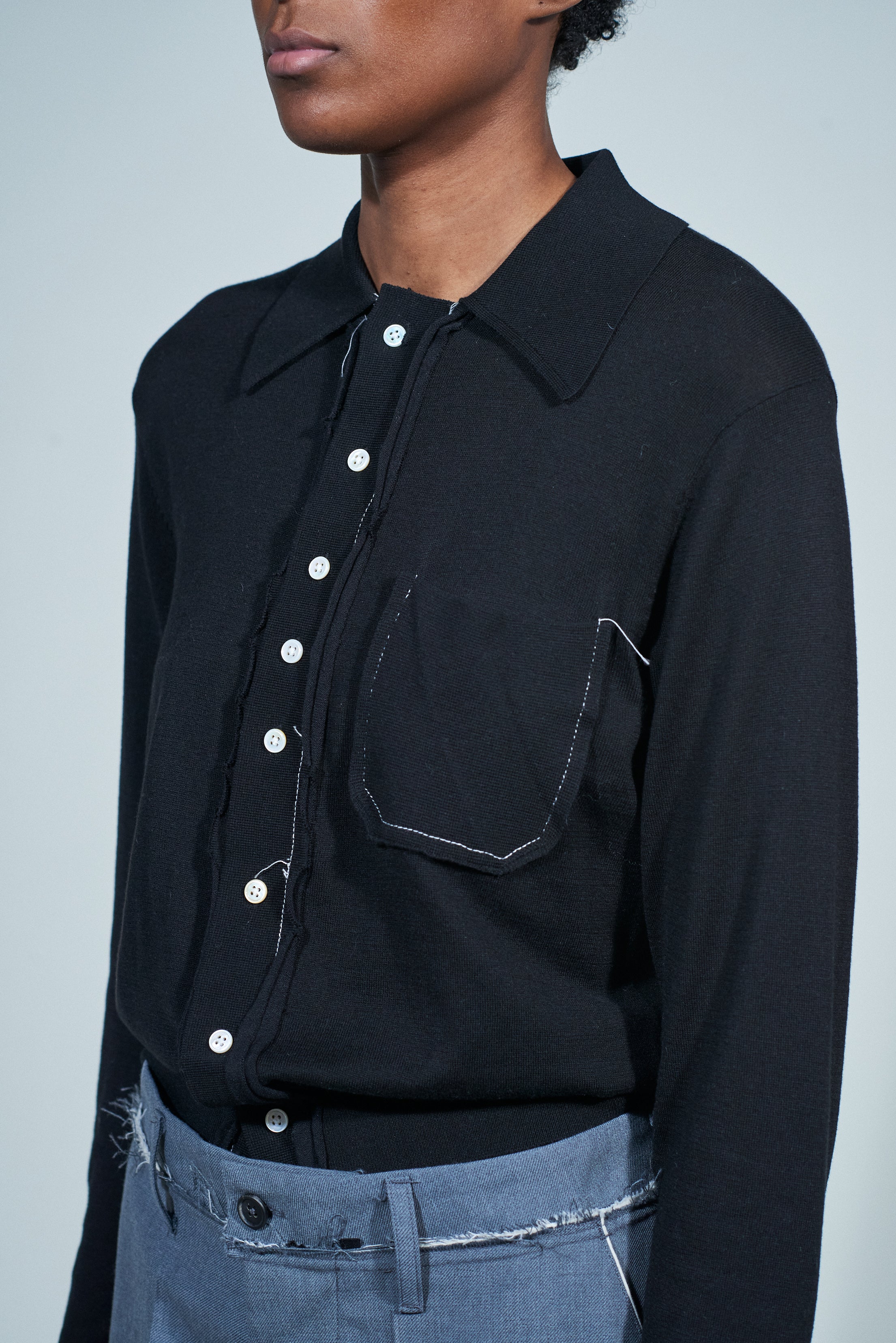 CF.22.03.01.01 70S CARDIGAN fine knit black
