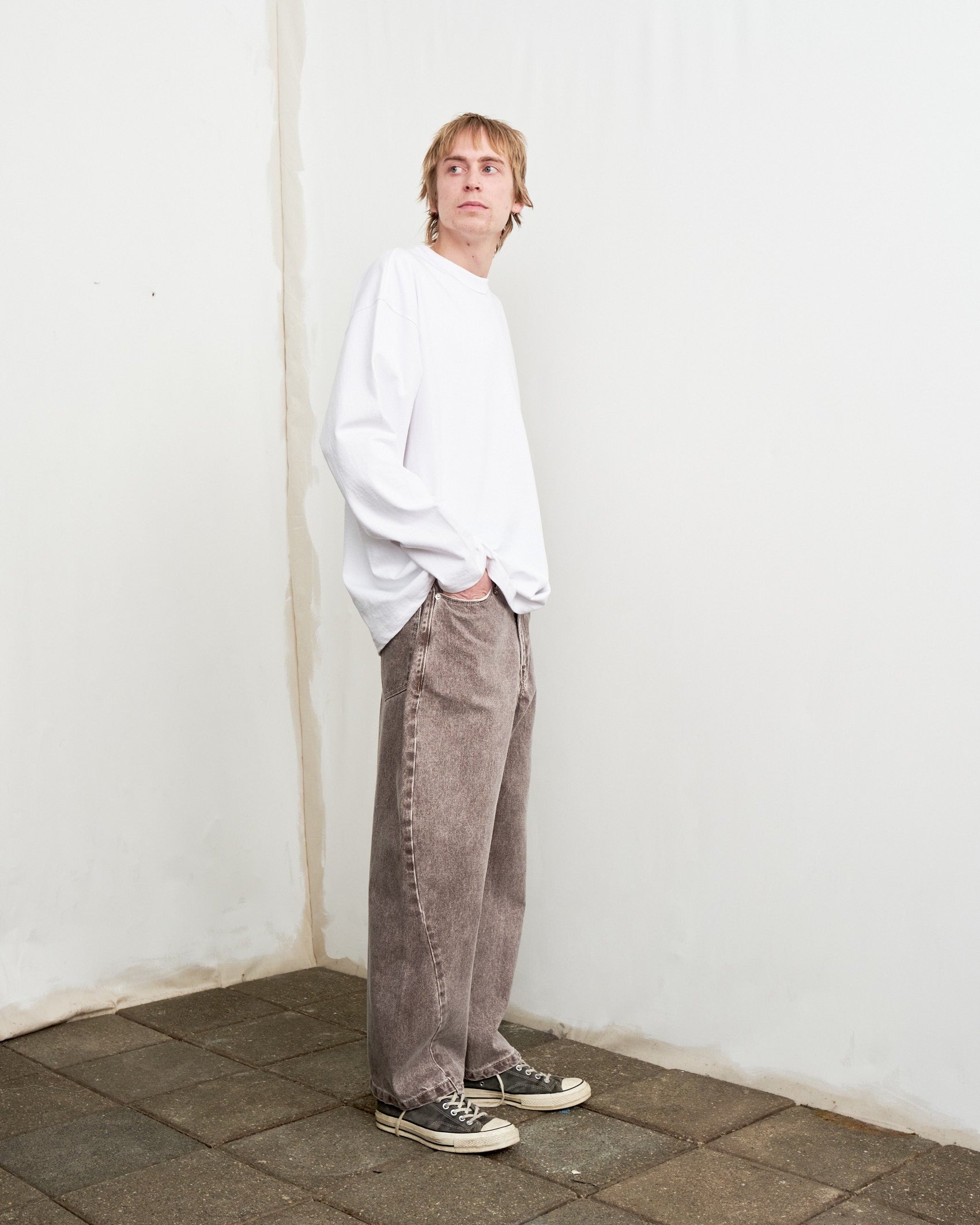 CF. EXCLUSIVE CROPPED WOBBLY JEANS brown