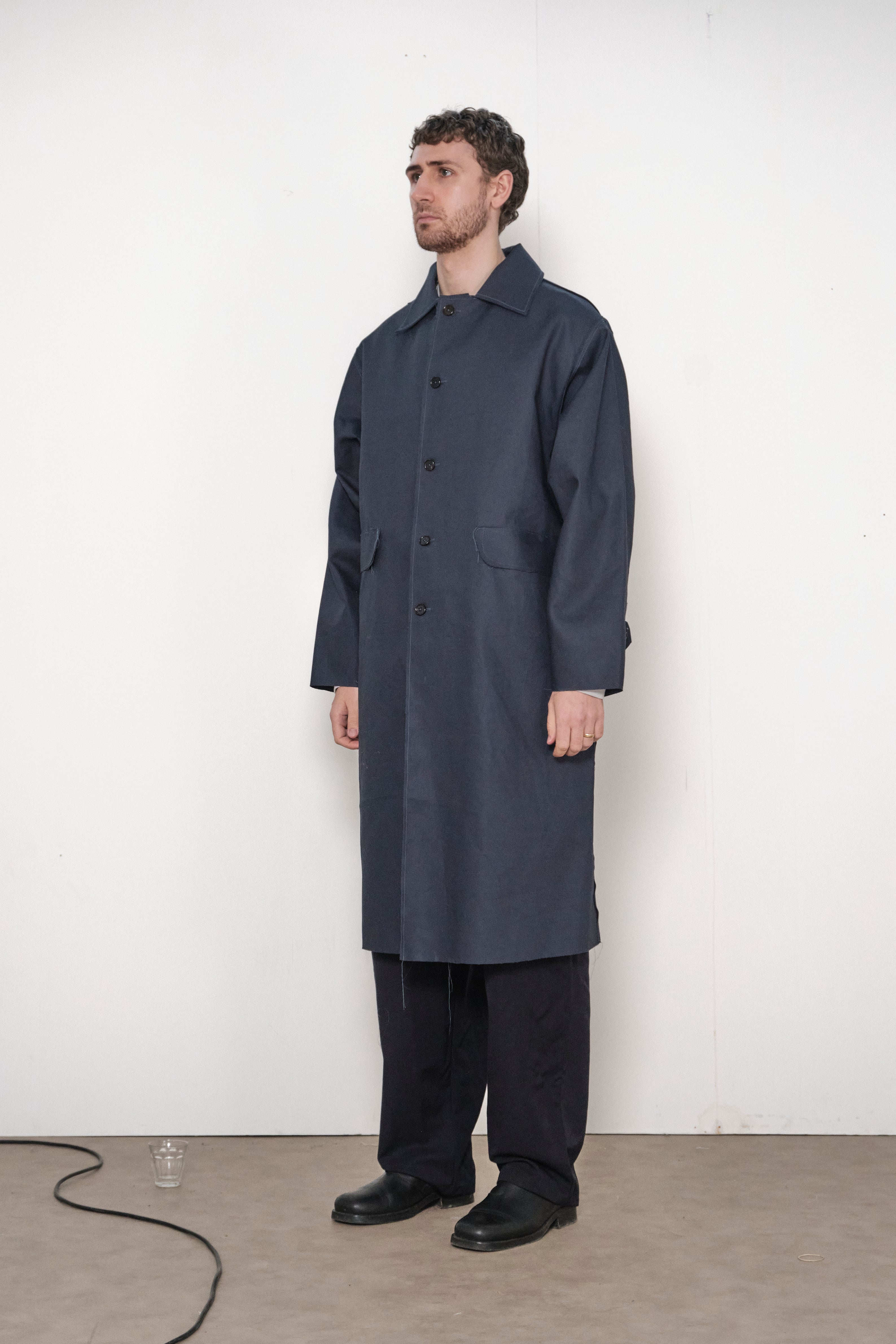 新品未開封camiel fortgens 24ss LONGMACKINTOSH ONE OFF LONG MACKINTOSH navy – Camiel Fortgens