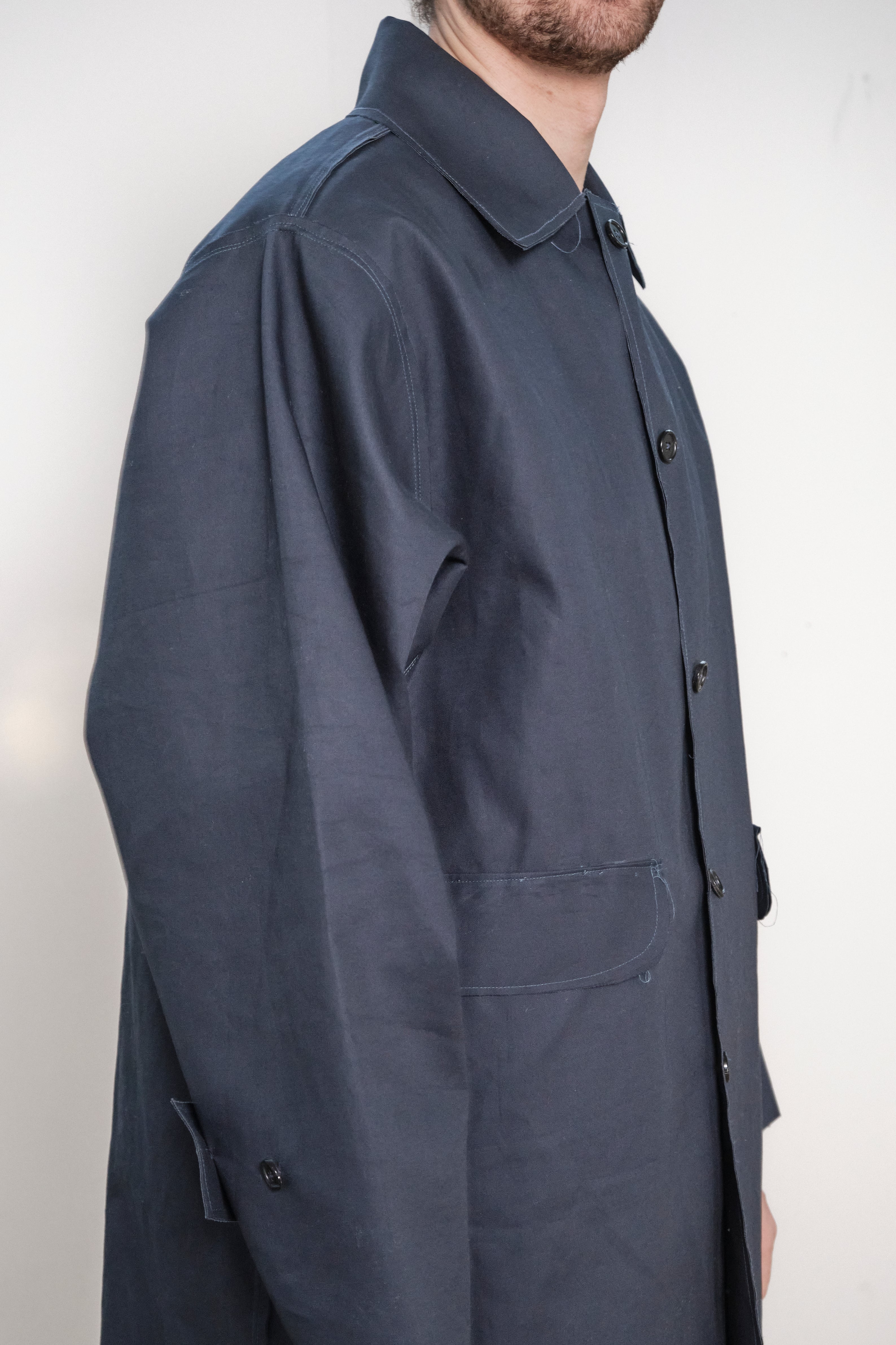 ONE OFF LONG MACKINTOSH navy – Camiel Fortgens