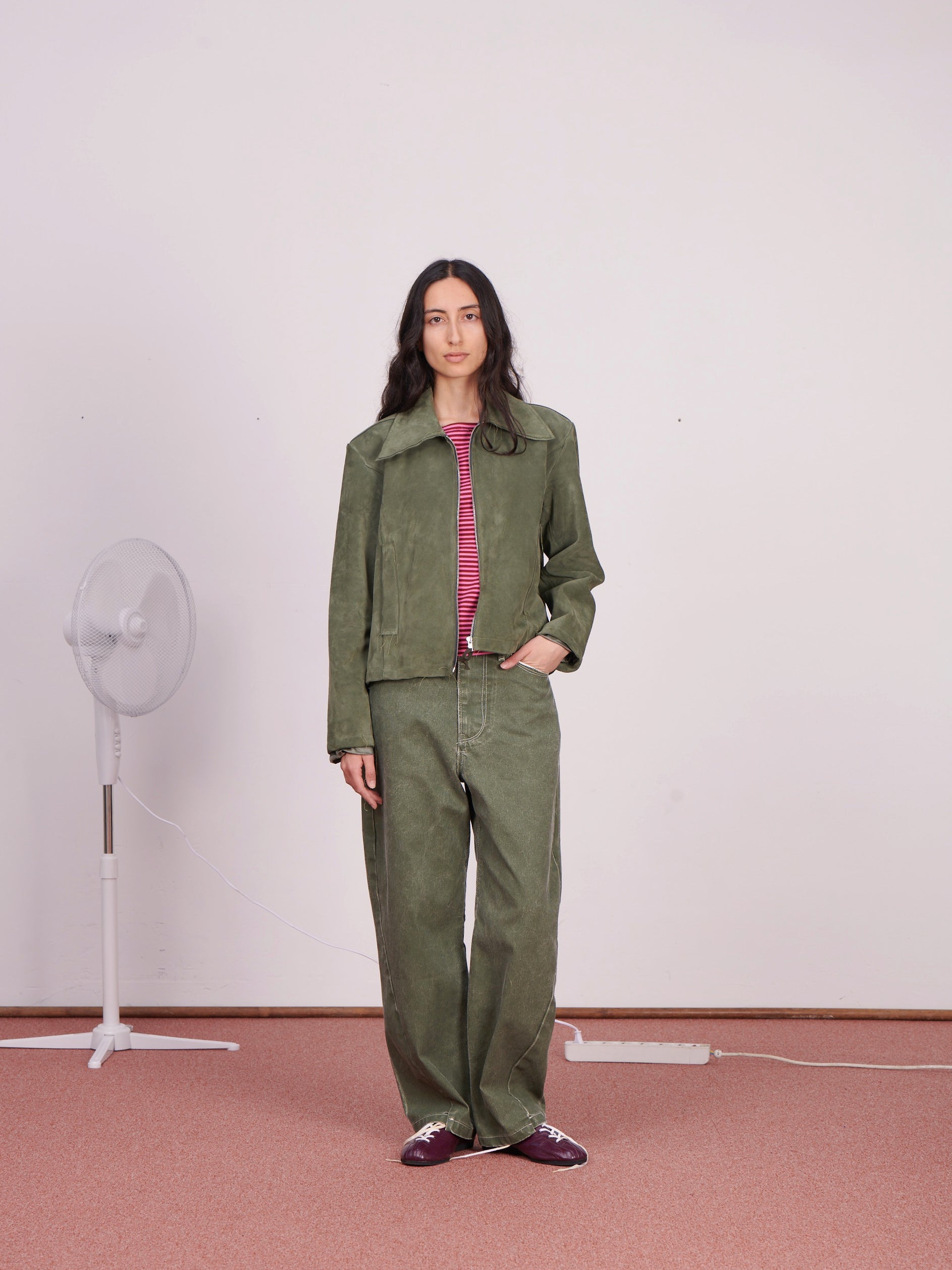 CF.23.16.01.01 FITTED ZIP JACKET suede sage