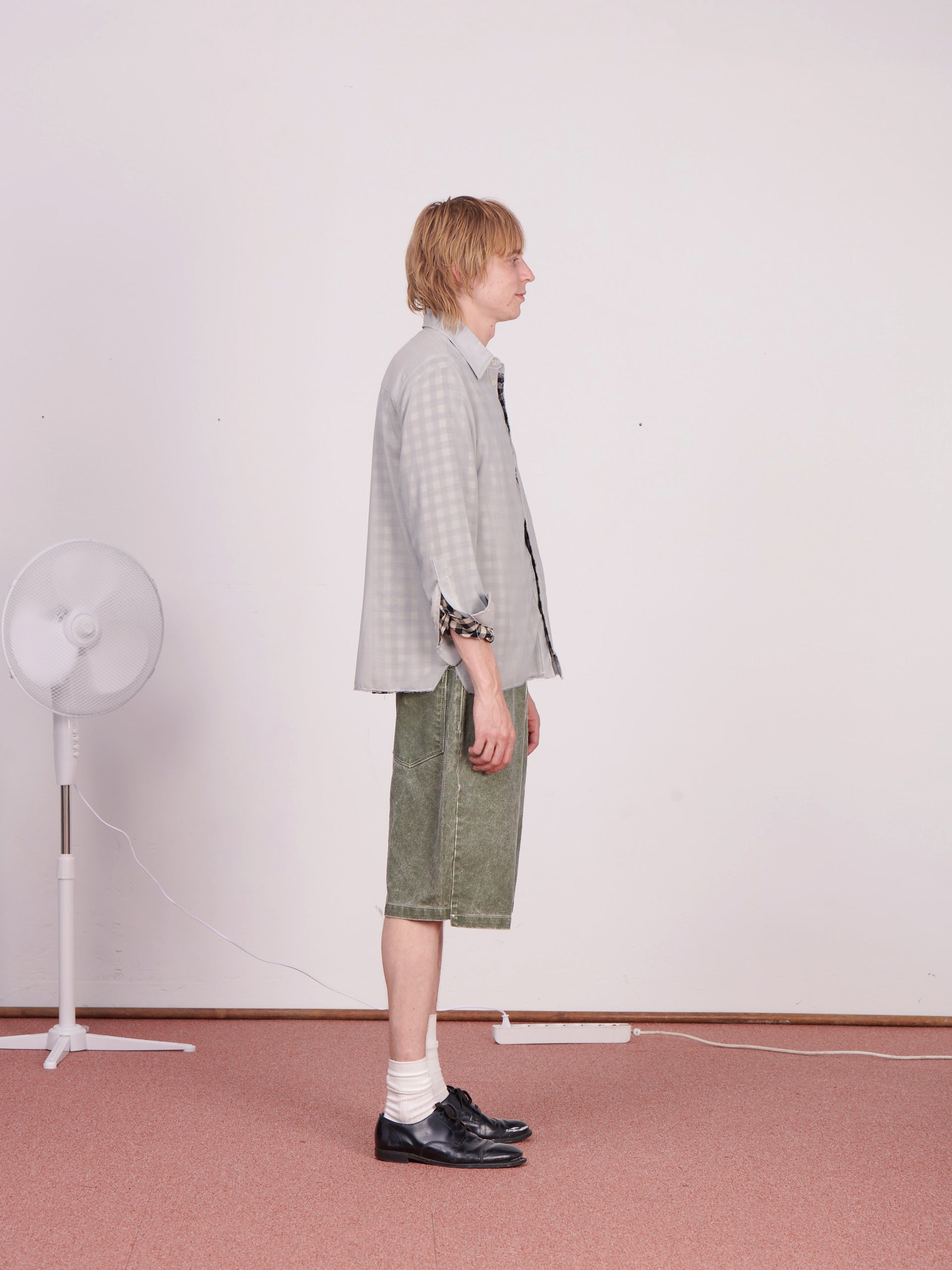 CF.23.15.01.01 WIDE SHORTS coated denim green