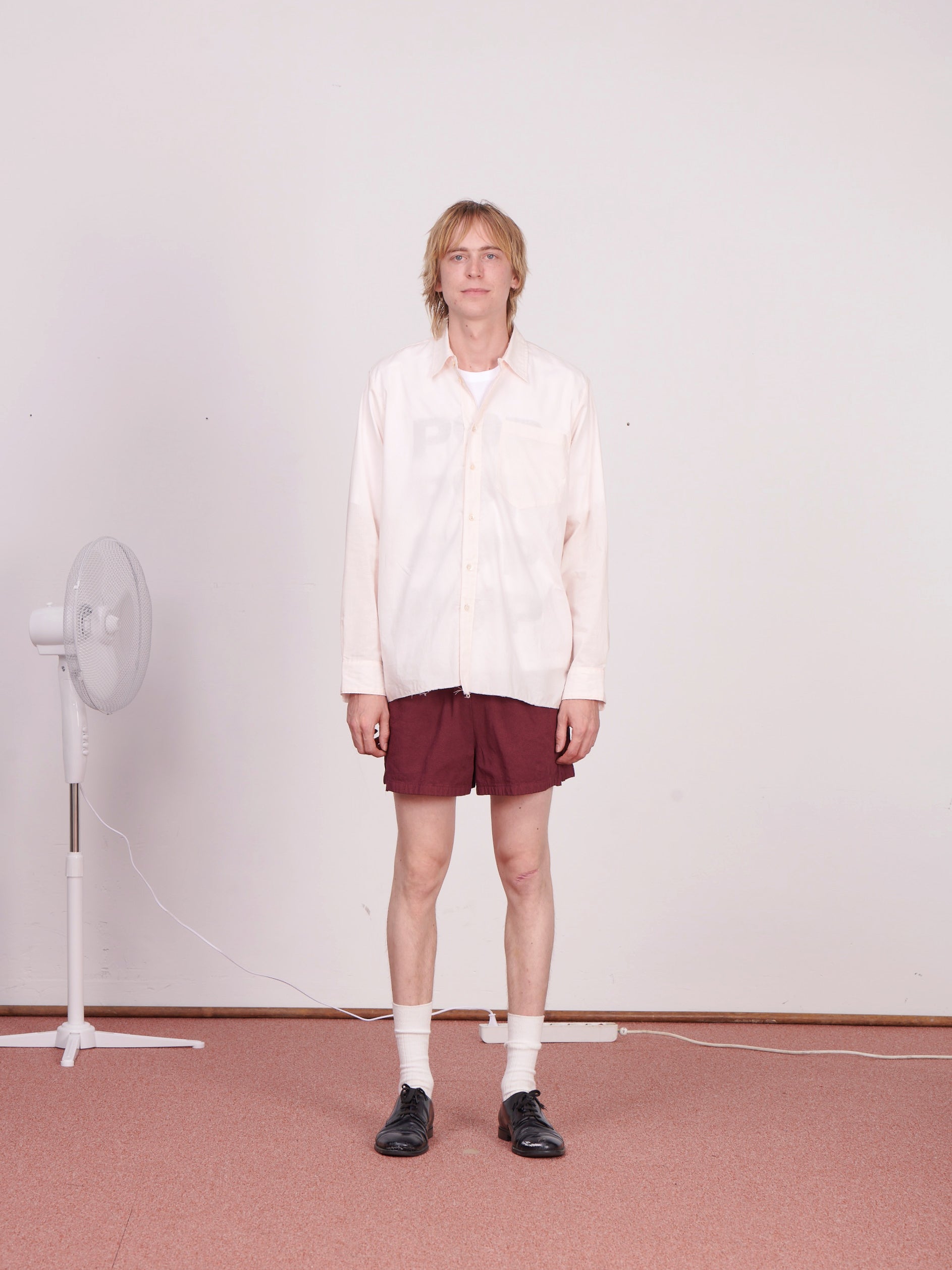 CF.23.13.01.01 SHORTY SHORTS washed twill burgundy