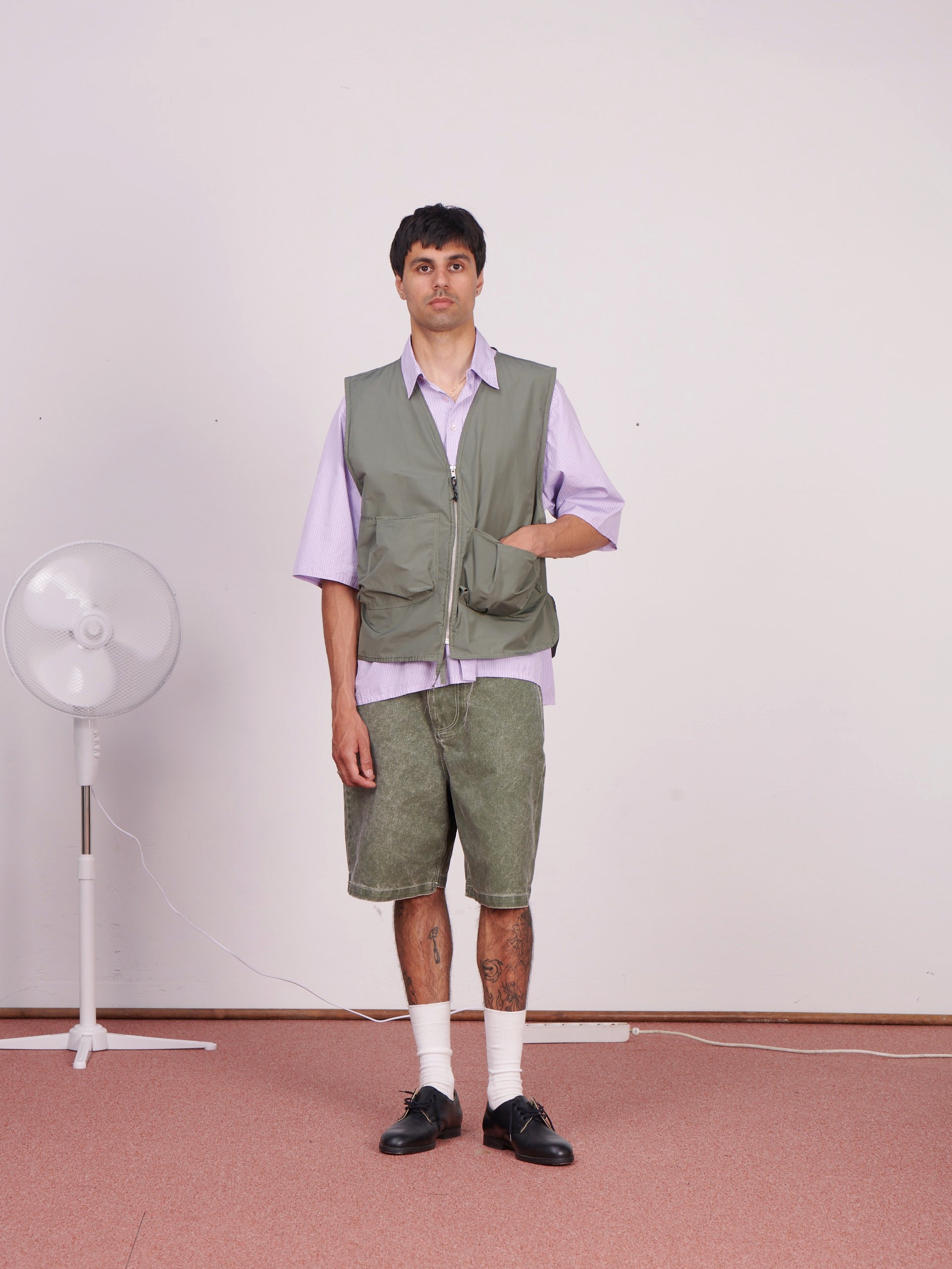 CF.23.05.05.01 PURSE VEST technical dark sage