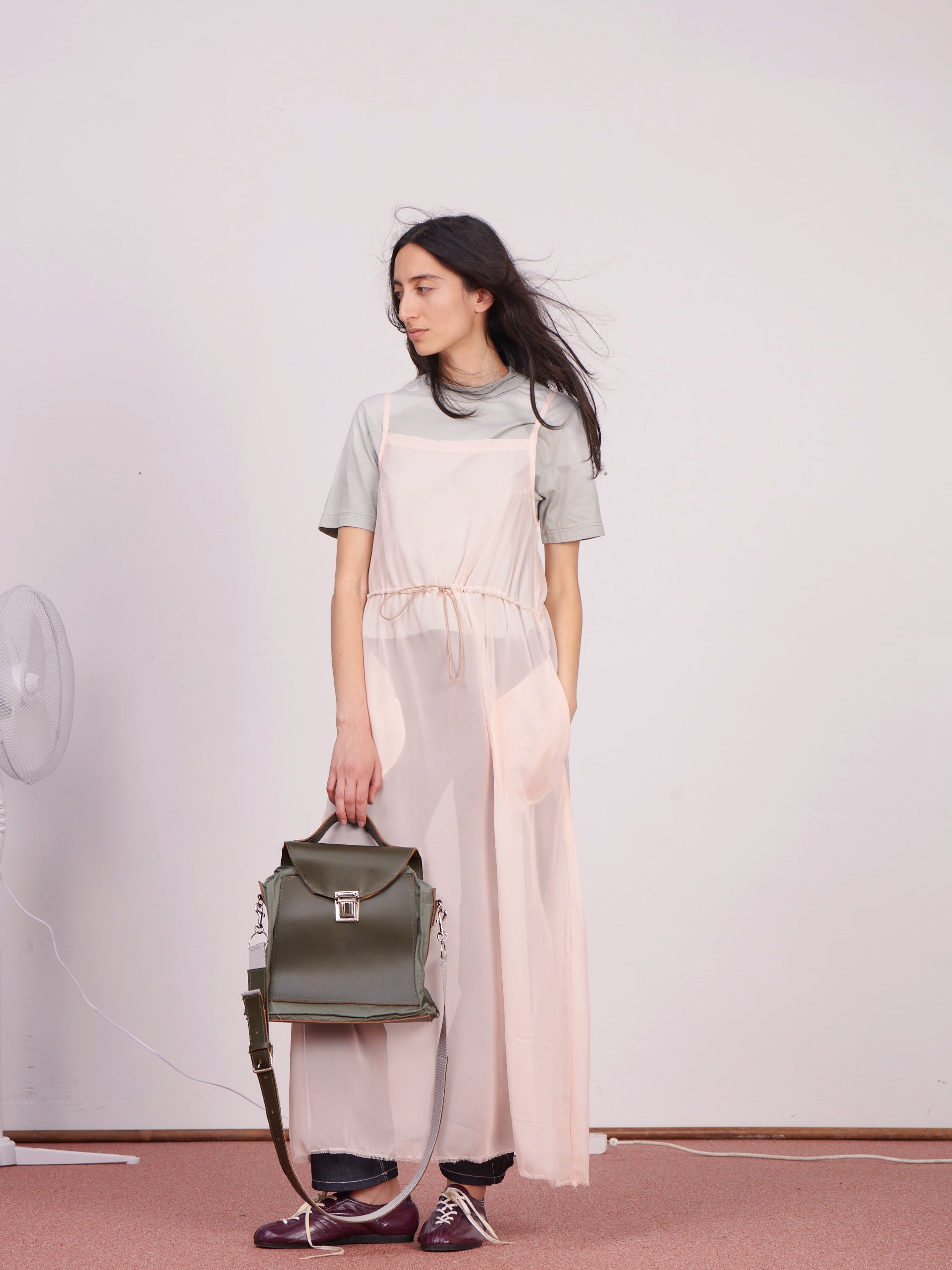 CF.23.14.03.02 CROOCKED PATCH BAG cow leather + nylon green/sage