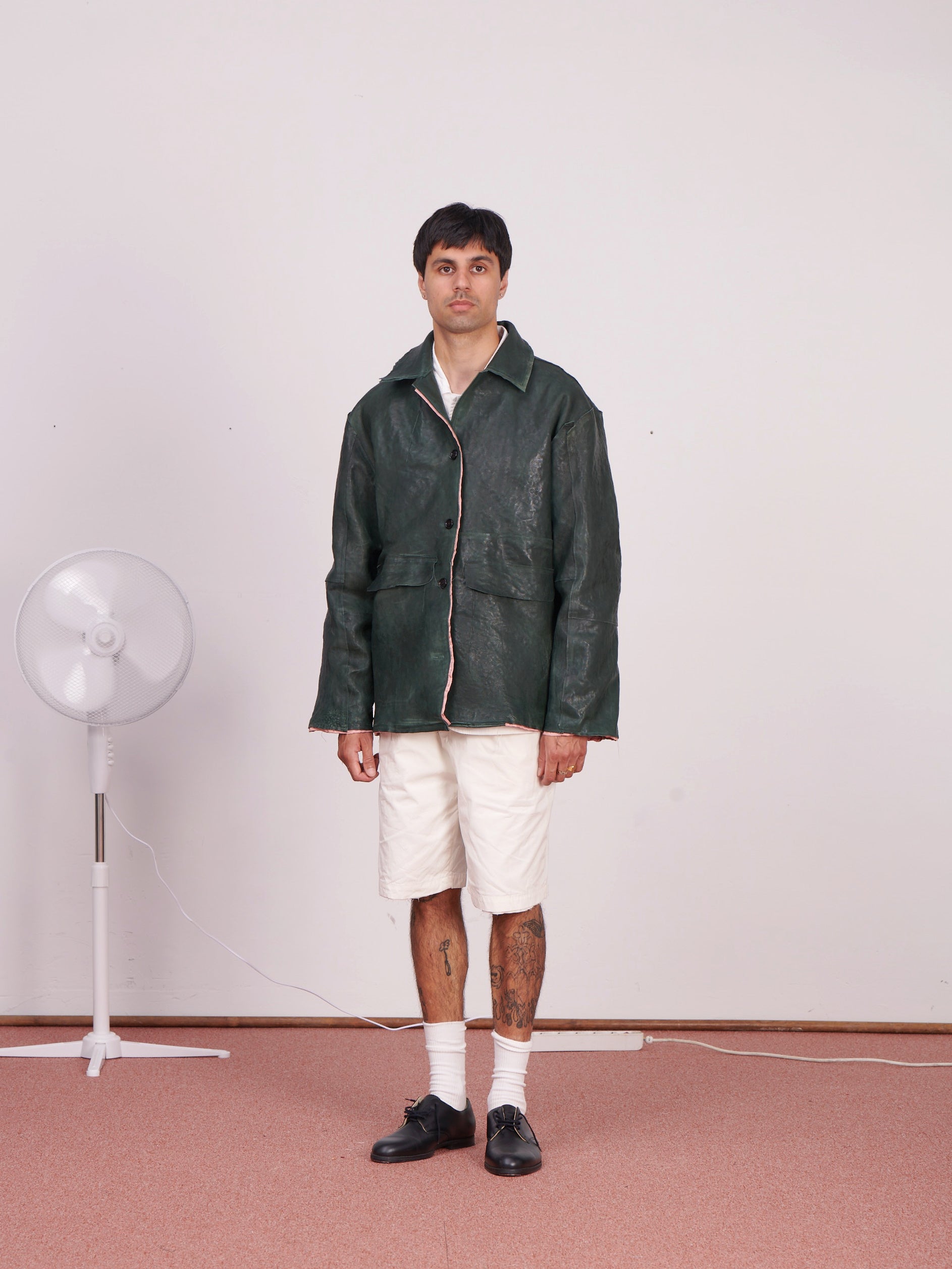 CF.23.16.03.01 CHORE JACKET calf leather green