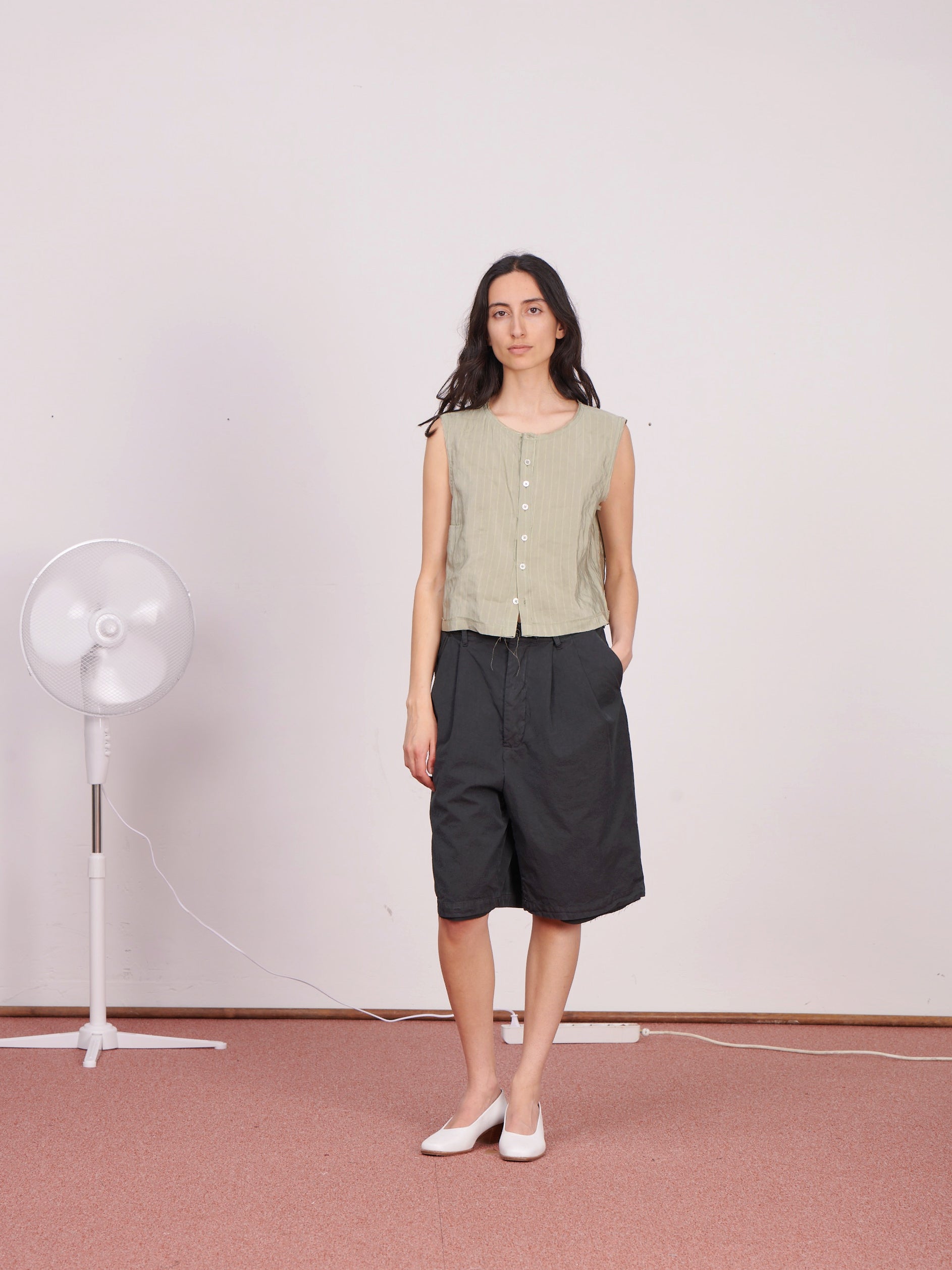CF.23.13.04.02 SUIT PANTS SHORTS light canvas dark green