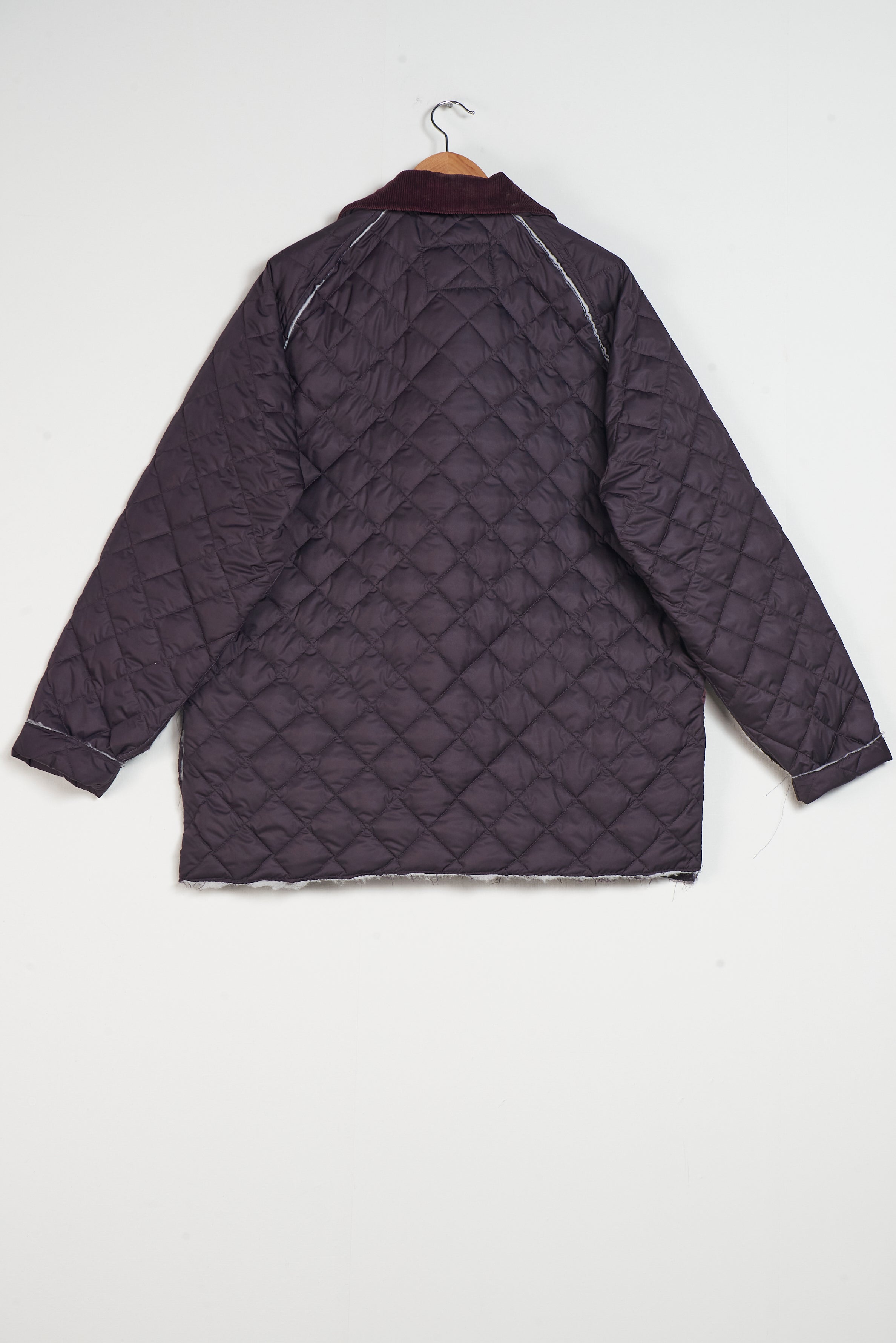 CF.20.10.04.01 QUILTED HUNTING JACKET purple