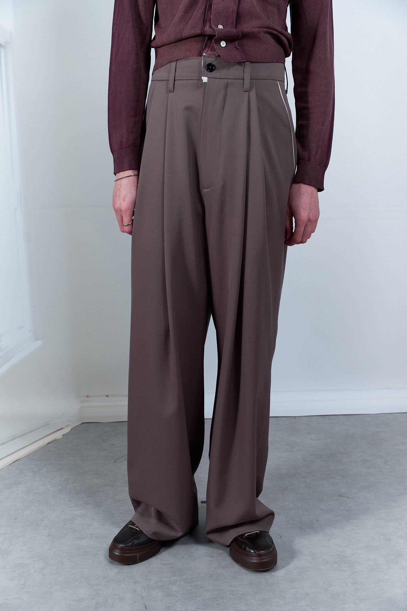 CF.20.06.09.02 SUIT PANTS taupe