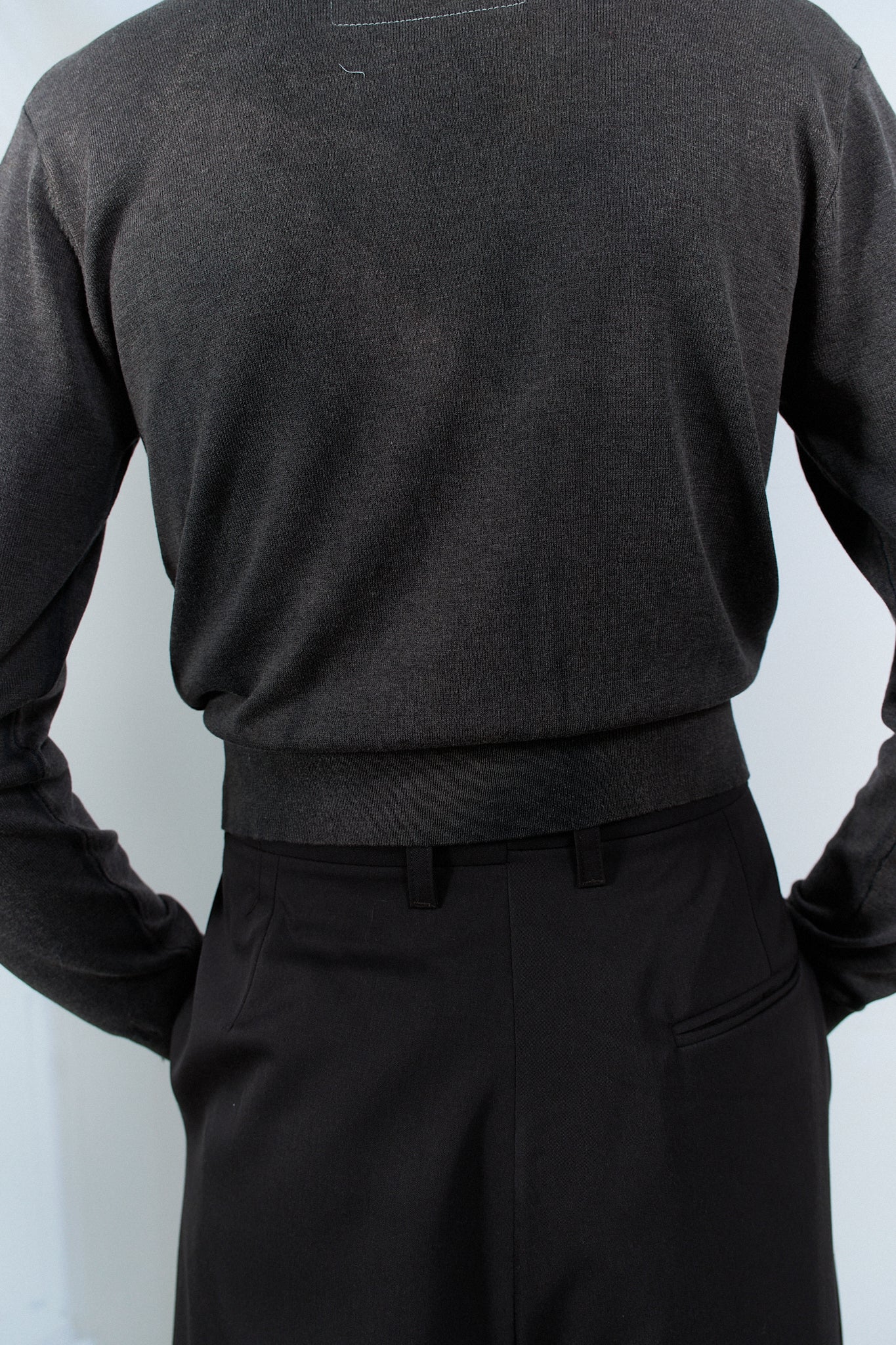 CF.20.03.01.01 70S CARDIGAN FADE OUT black