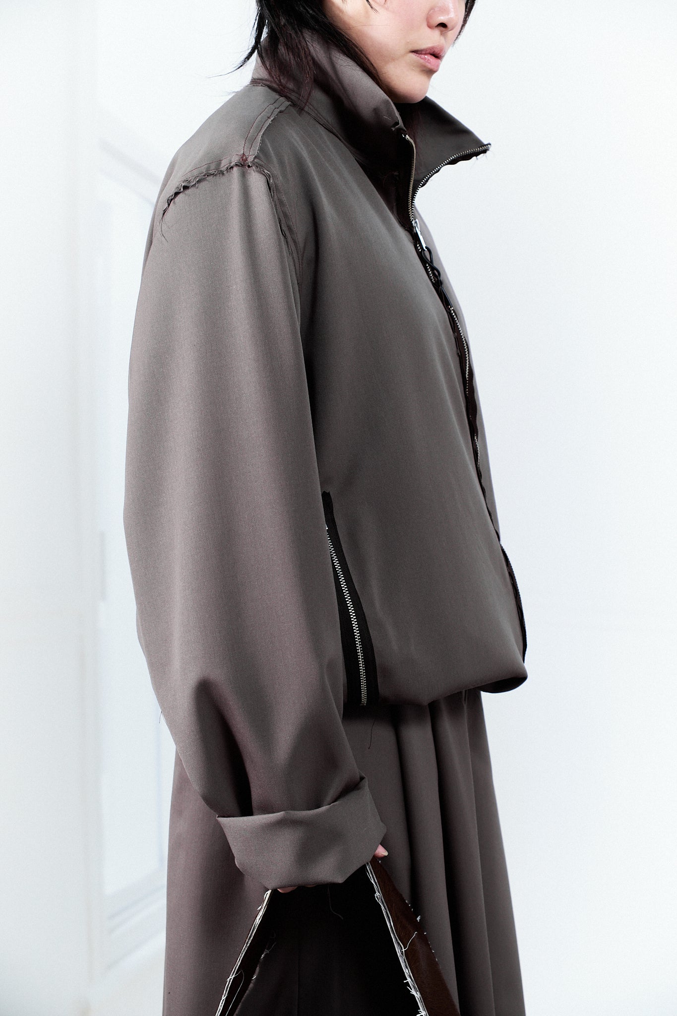 CF.20.09.02.01 TRACK JACKET WOOL taupe