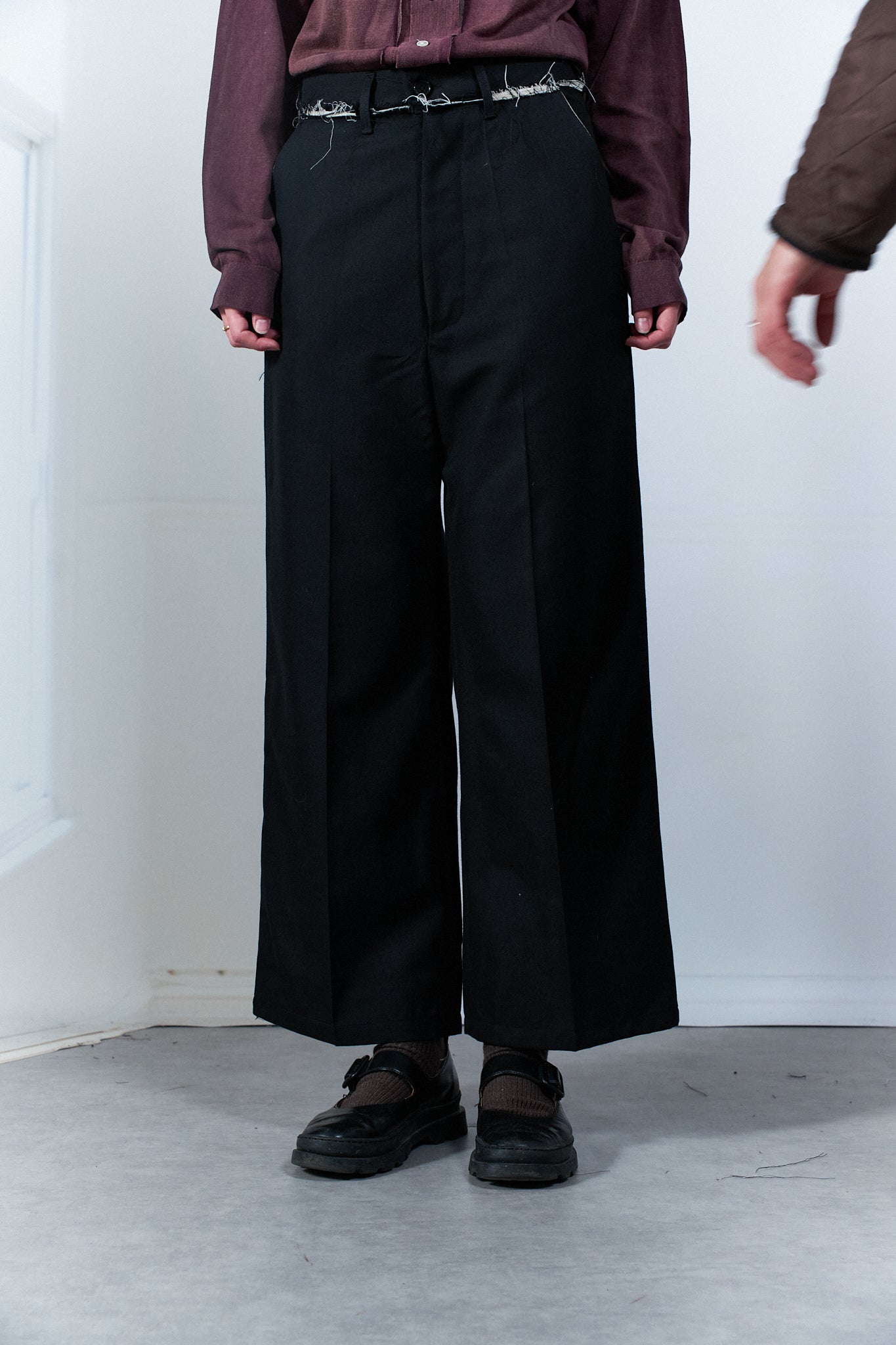 CF.20.06.06.01 STRAIGHT SLACK black
