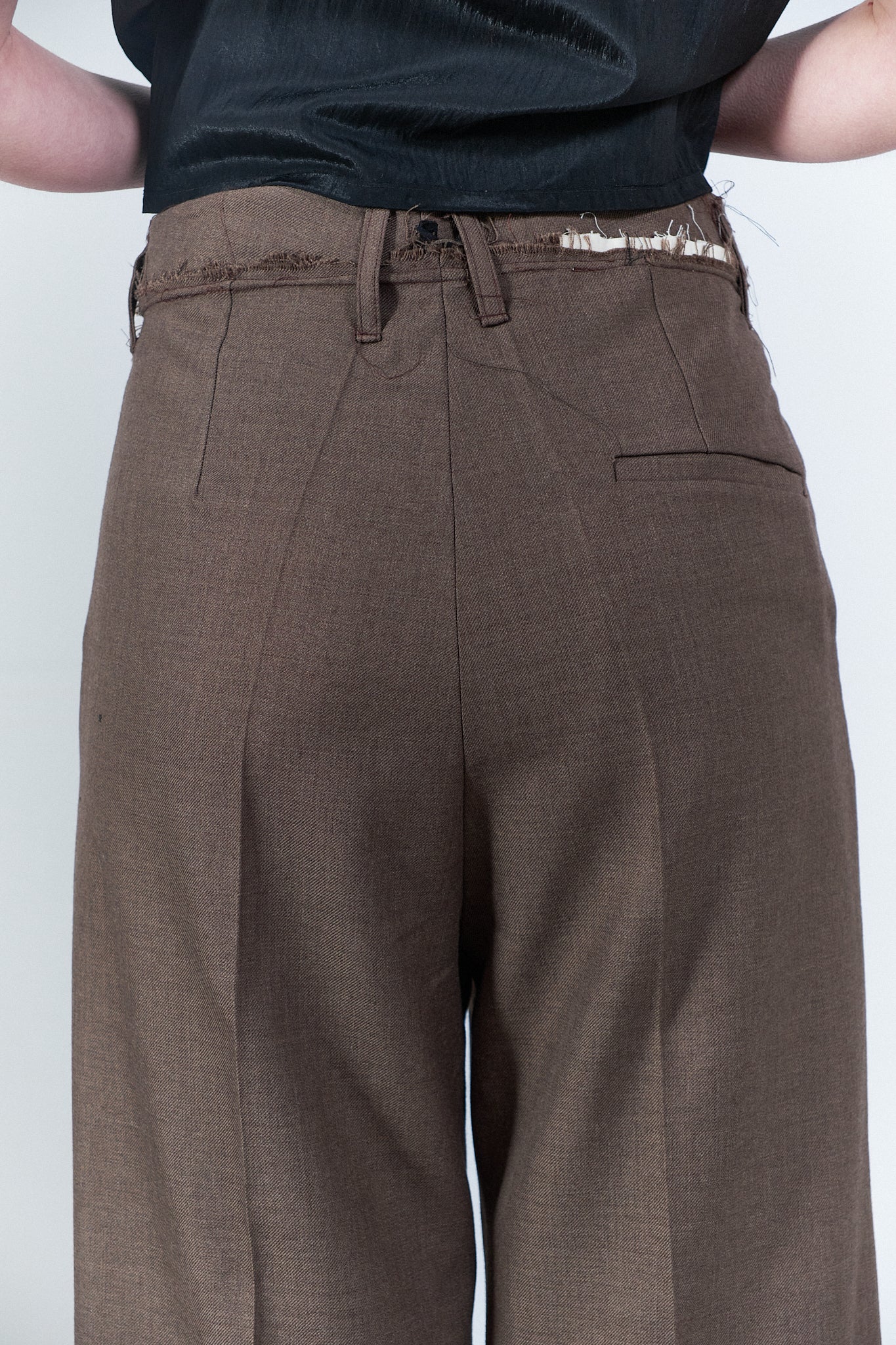 CF.20.06.06.01 STRAIGHT SLACK brown