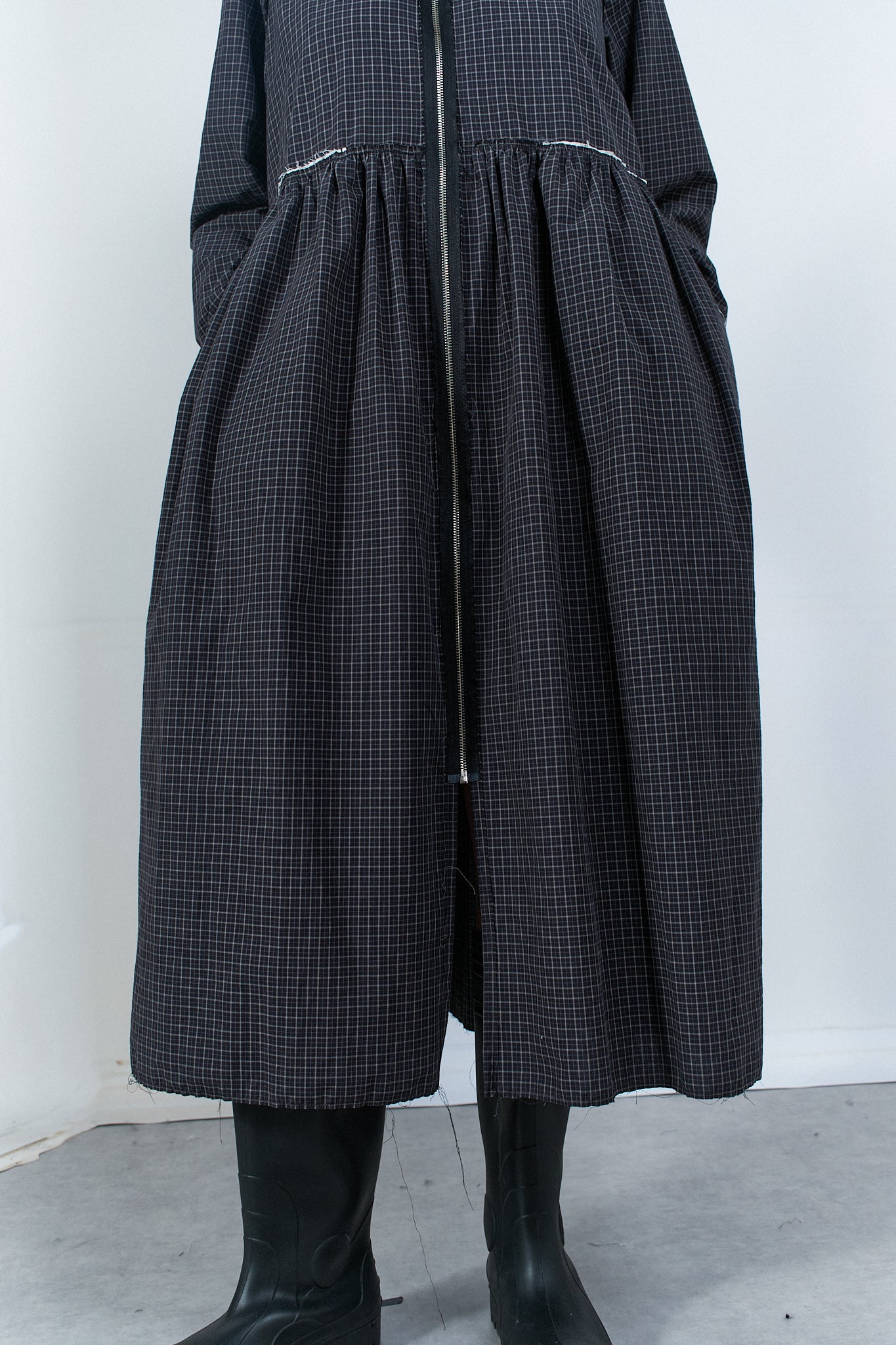 CF.20.08.02.01 TRACK DRESS black check