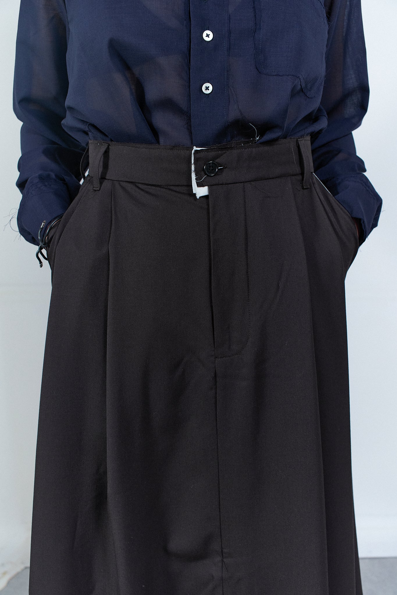 CF.20.07.03.01 SUIT PANTS SKIRT faded black