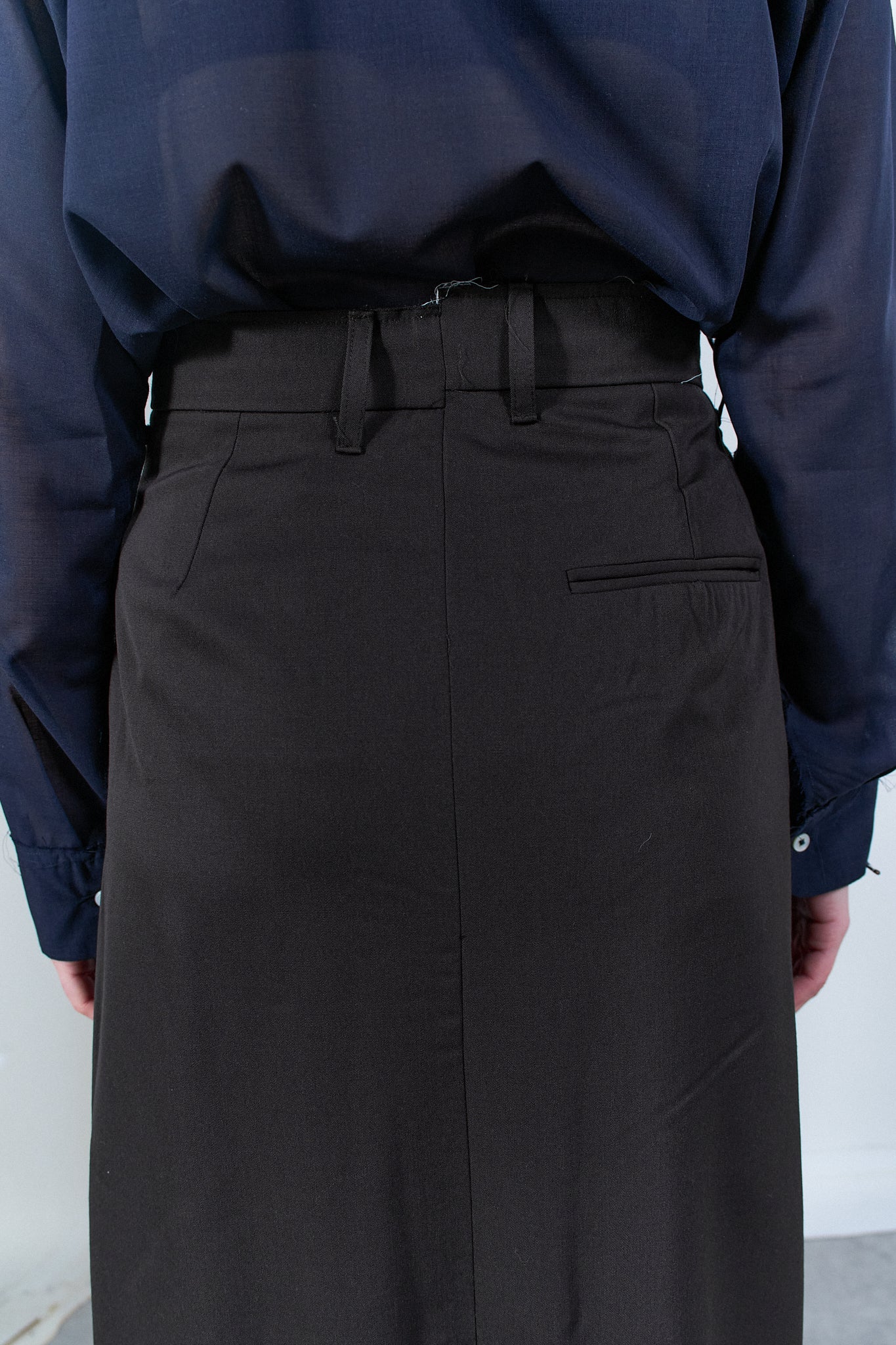 CF.20.07.03.01 SUIT PANTS SKIRT faded black