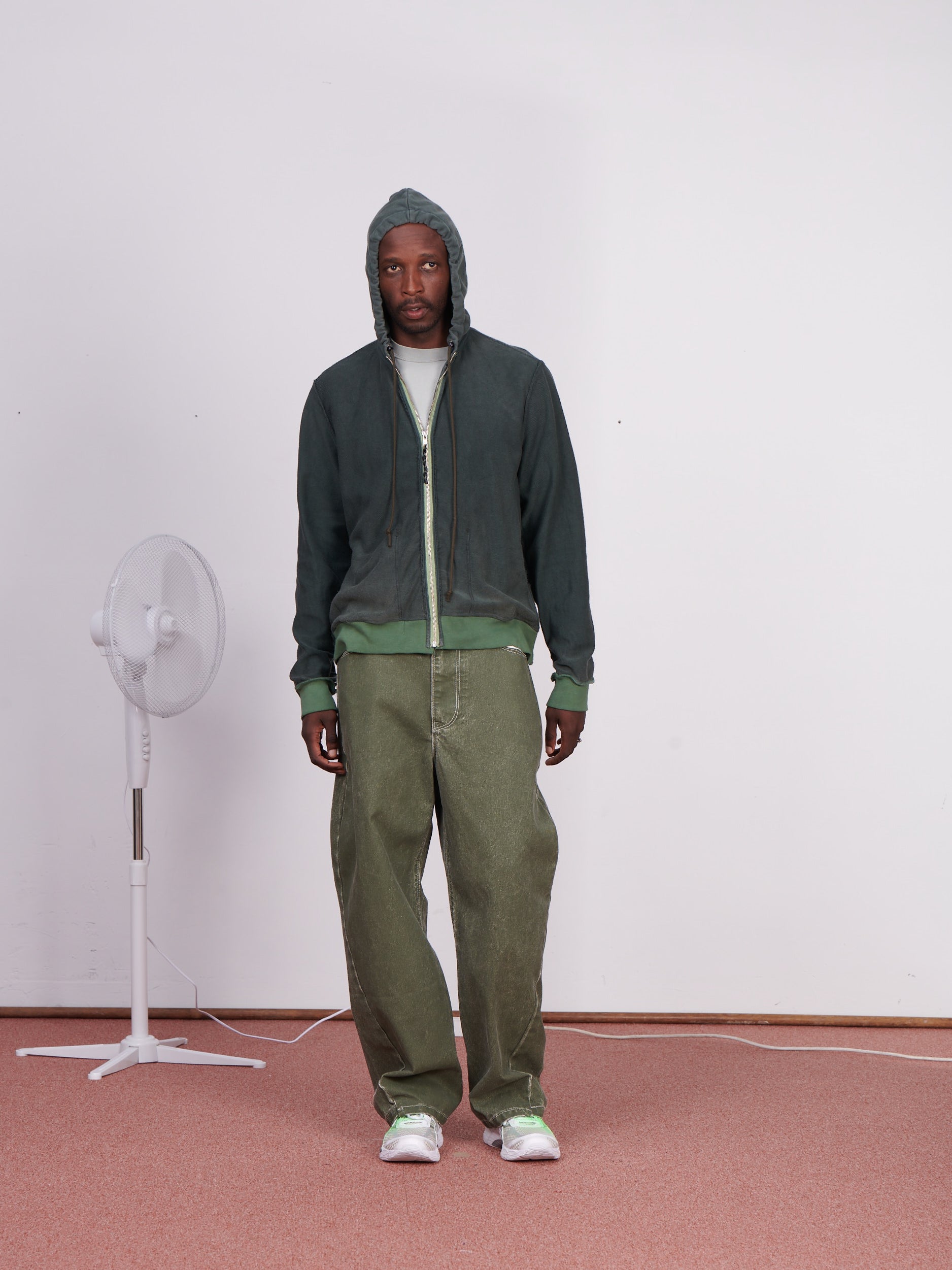 CF.23.02.01.02 FITTED INSIDE-OUT ZIP HOODIE heavy diagonal sweat sage/black faded