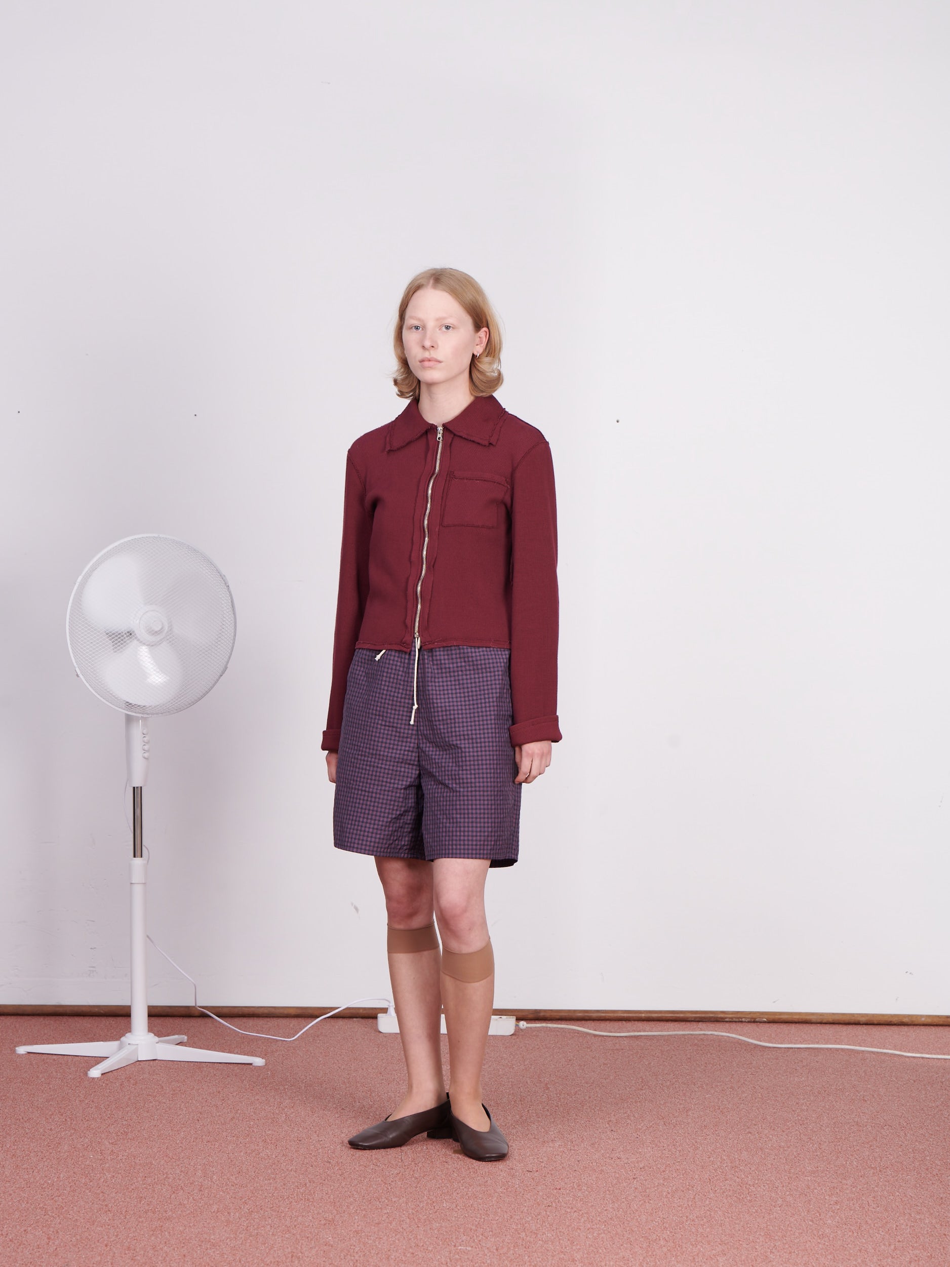 CF.23.01.08.01 FITTED RIB ZIP-CARDI 2x1 heavy rib burgundy