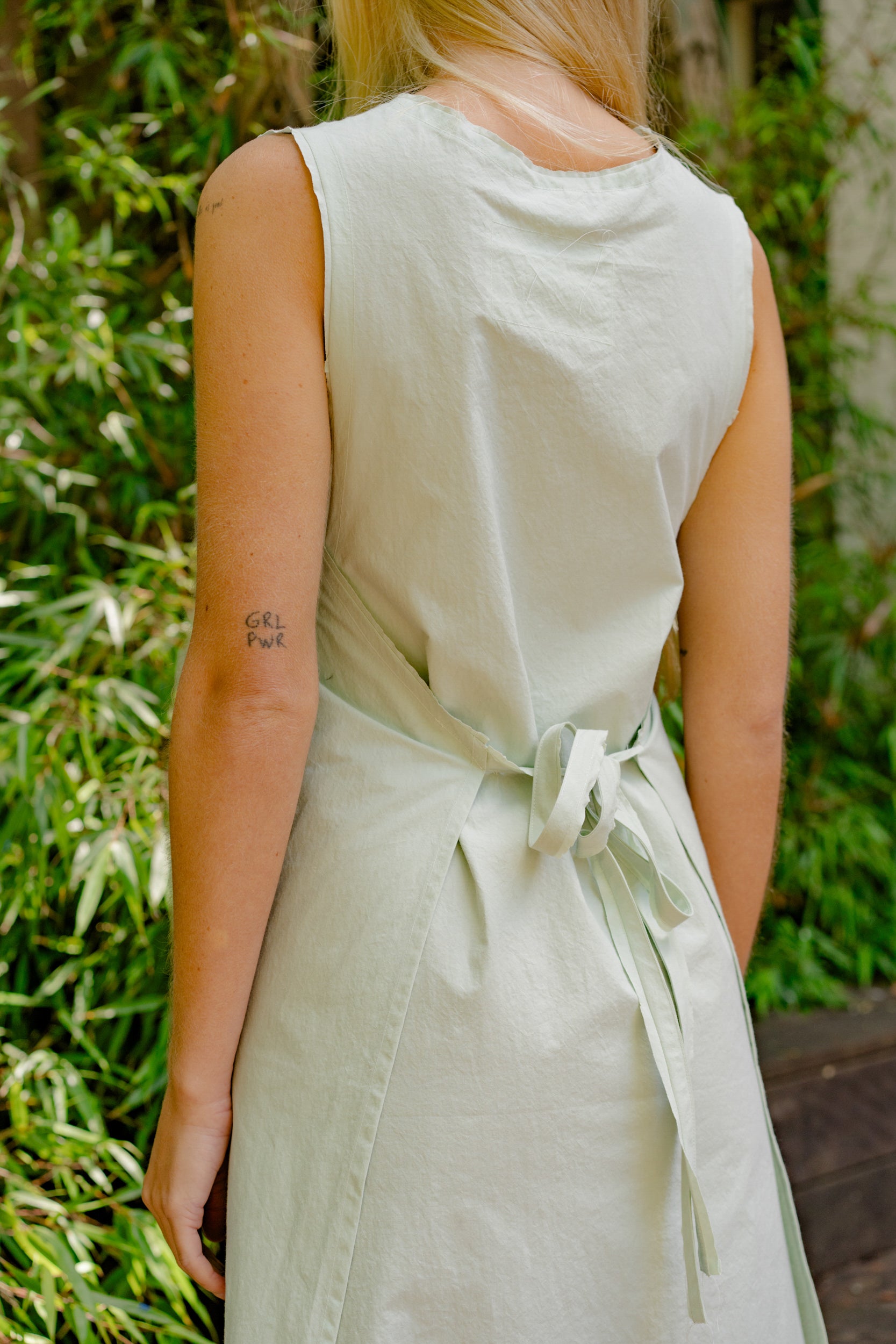 CF.19.08.01.02 WRAP DRESS green