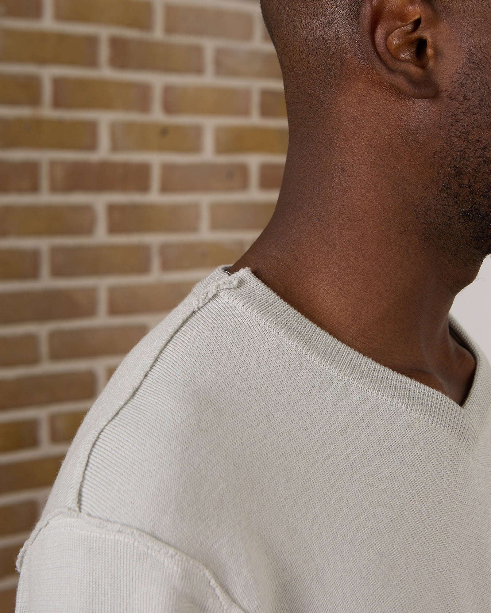 CF.23.03.04.01 V-NECK FRANKENSTEIN merino wool  jersey ecru