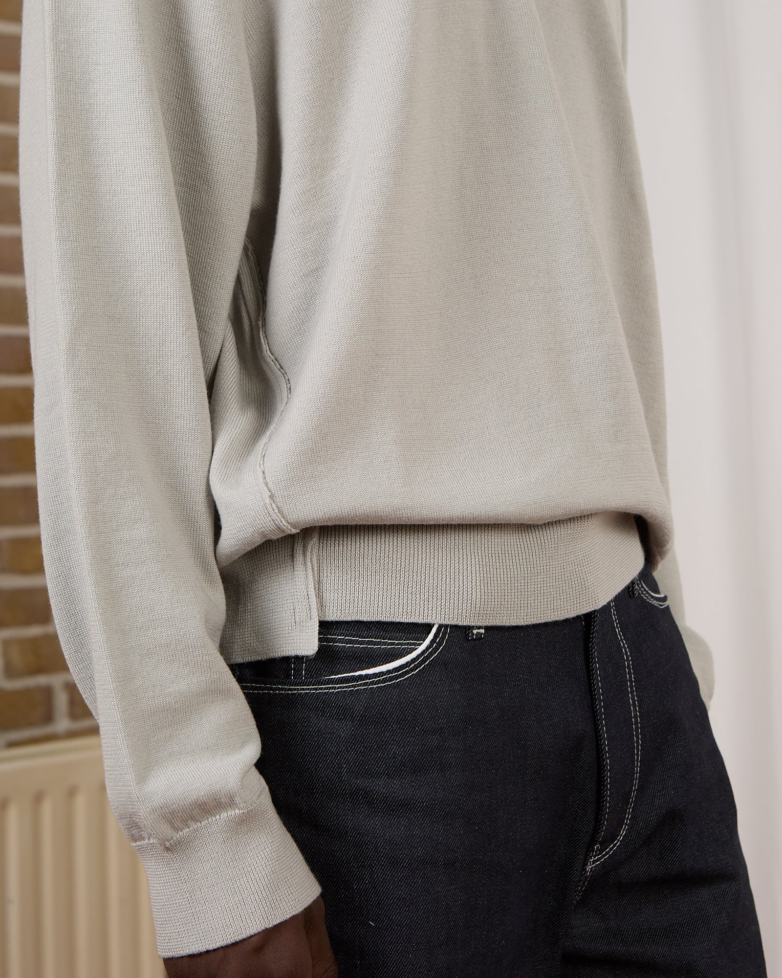 CF.23.03.04.01 V-NECK FRANKENSTEIN merino wool  jersey ecru