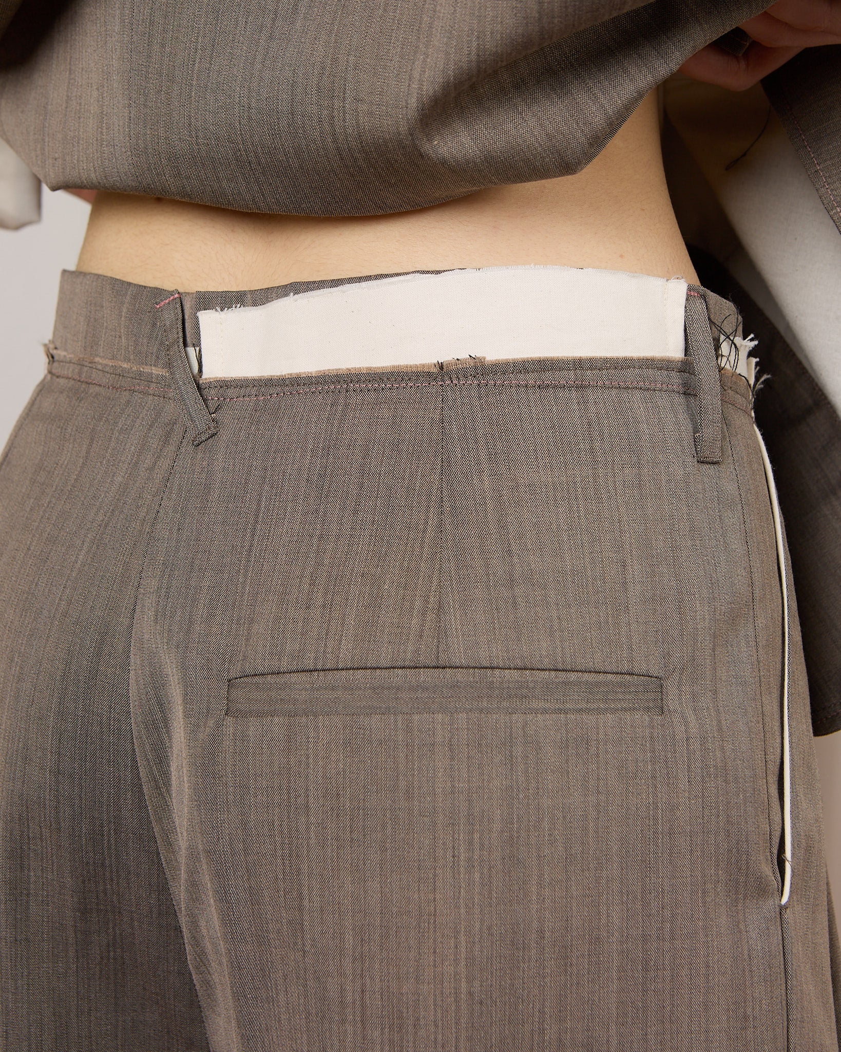 CF.23.13.04.01 SUIT PANTS SHORTS tropical wool brown melange