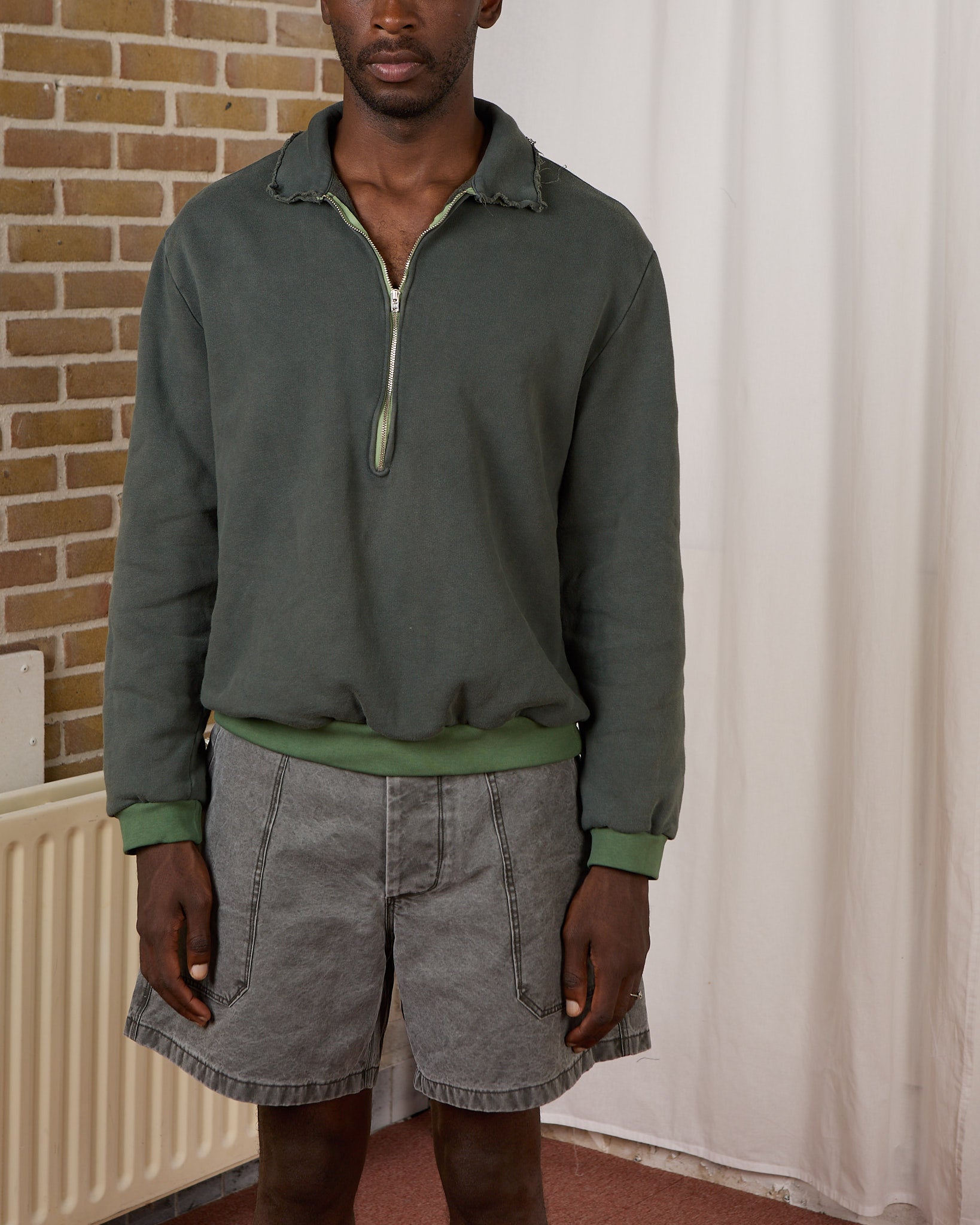 CF.23.02.02.02 POLO HALFZIP semi-brushed sweat sage/black faded