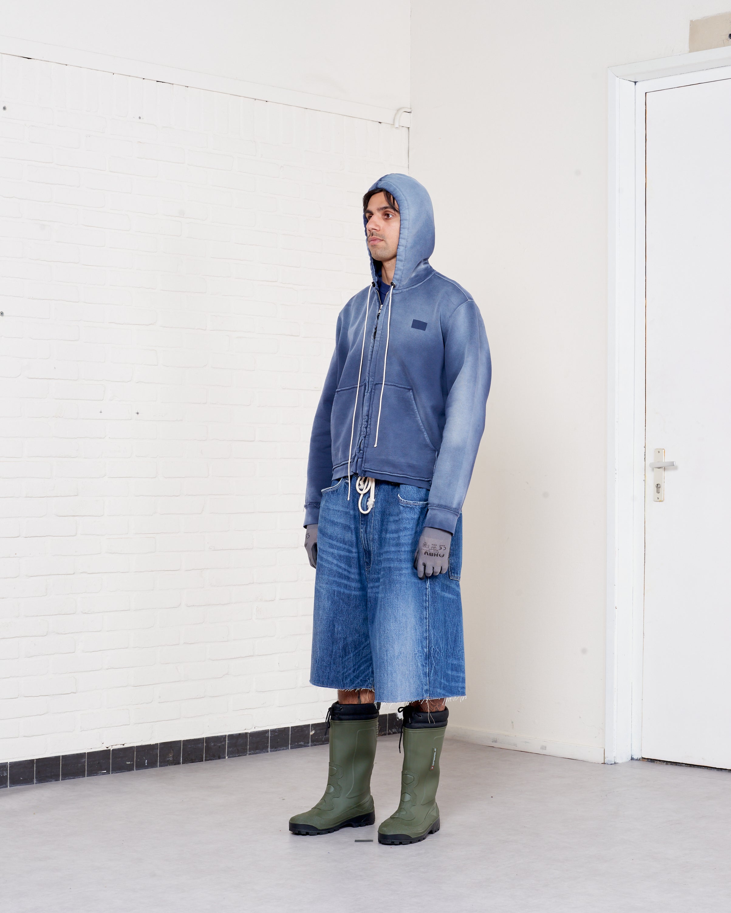 CF.21.02.02.03 FITTED ZIP HOODIE heavy sweat navy sunfade