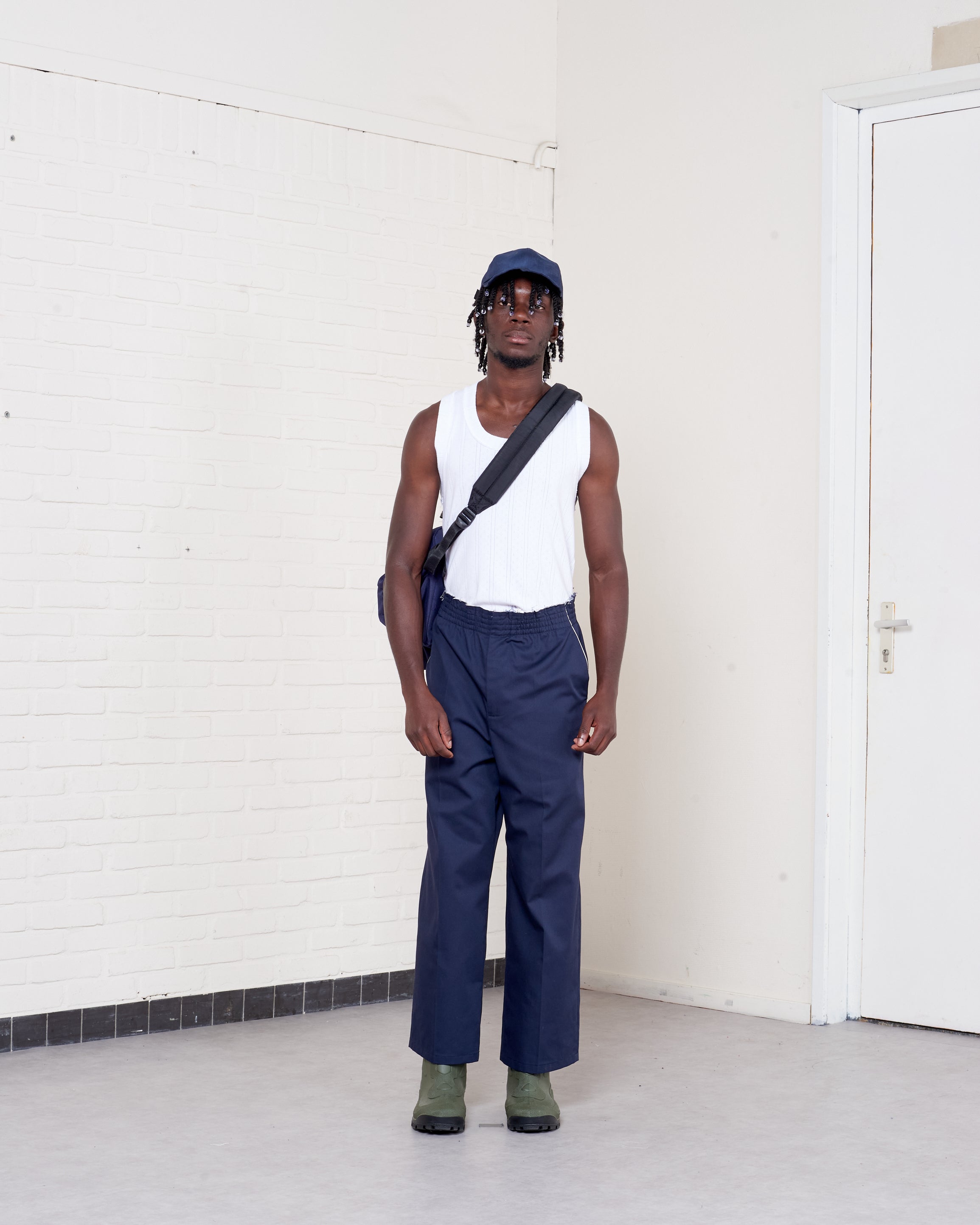 CF.21.06.02.02 FAMILY PANTS navy – Camiel Fortgens