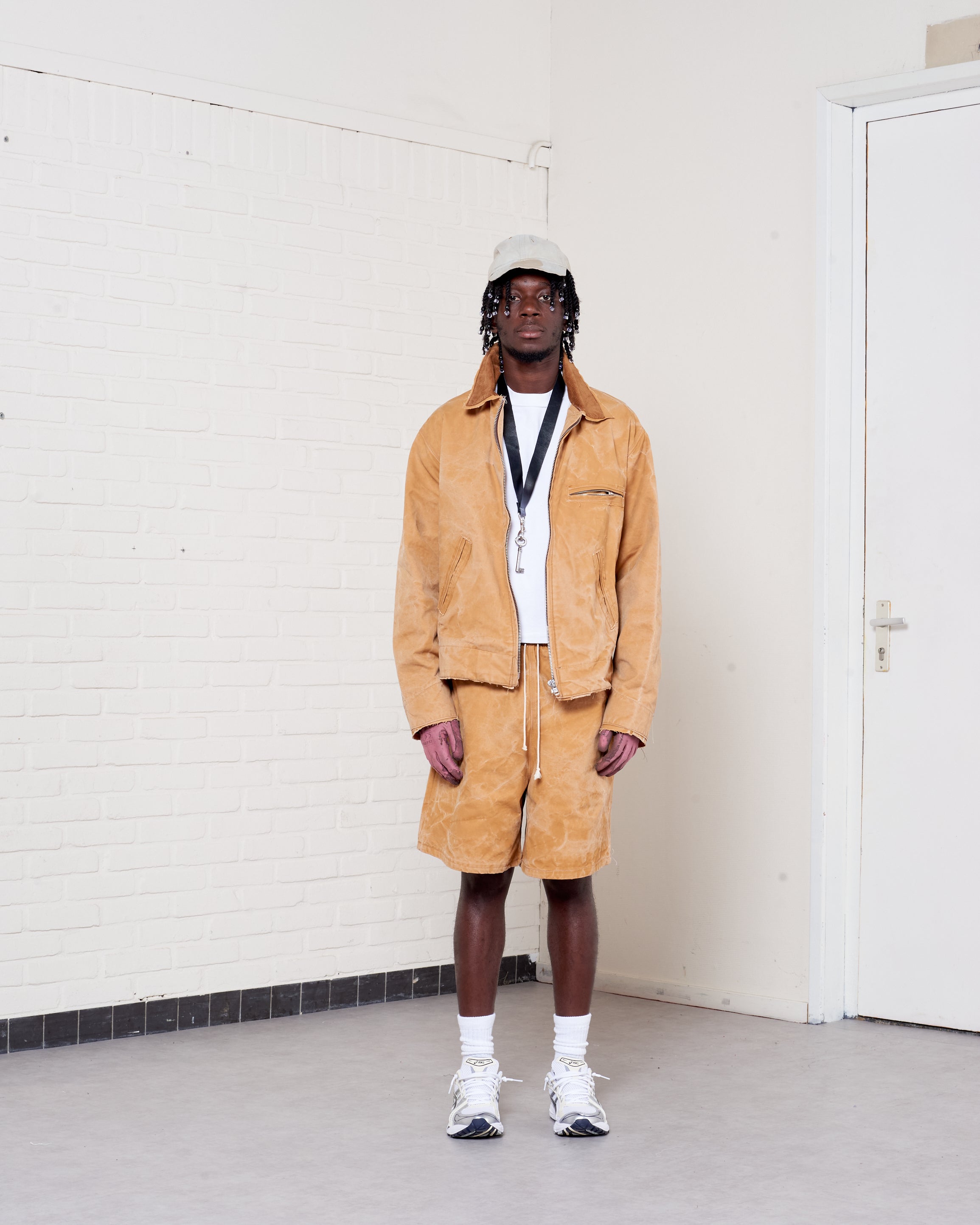 CF.21.10.01.01 WORKER JACKET washed canvas sand vintage wash