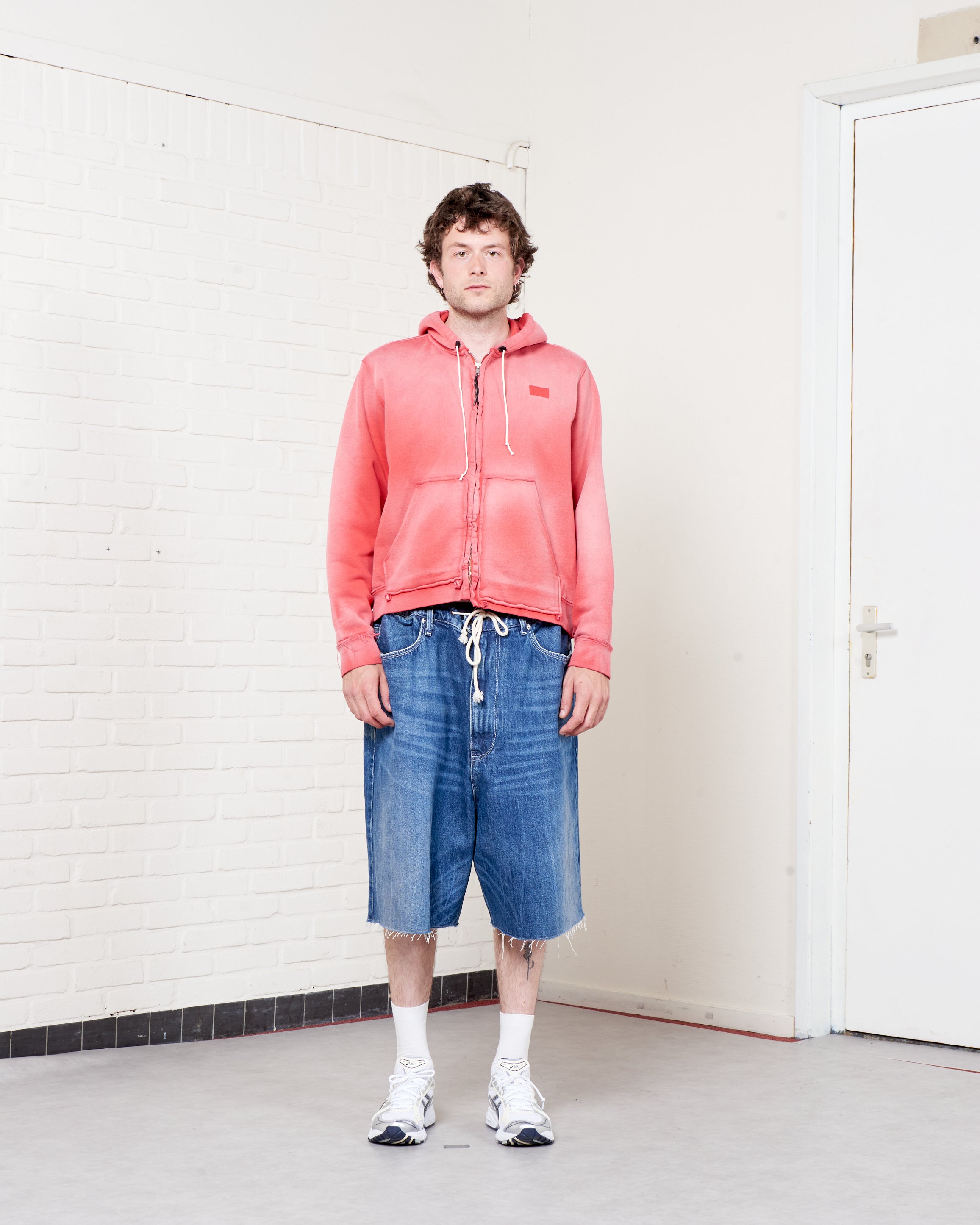 CF.21.02.02.02 FITTED ZIP HOODIE heavy sweat red sunfade