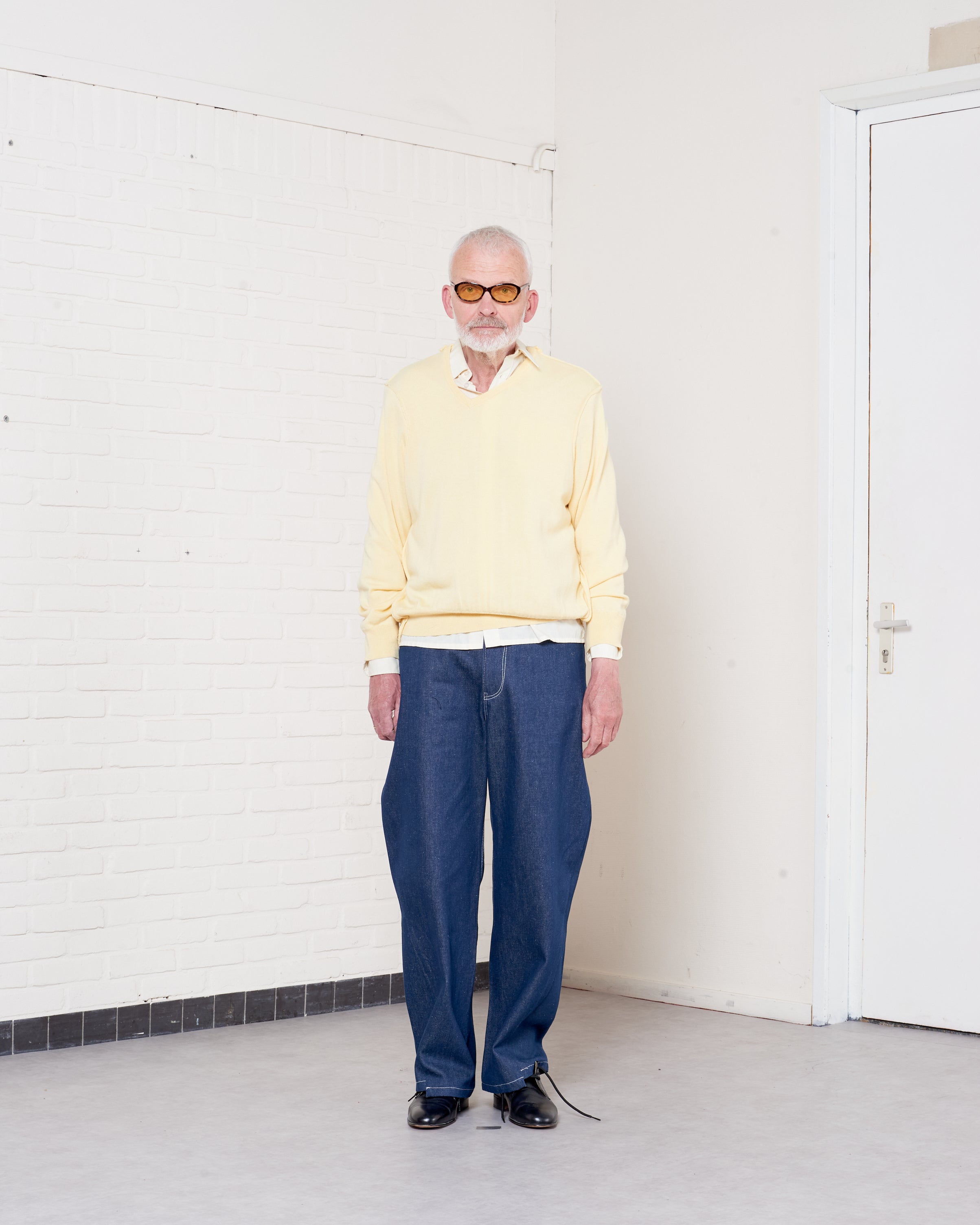 CF.21.03.02.02 FRANKENSTEIN V-NECK merino knit yellow
