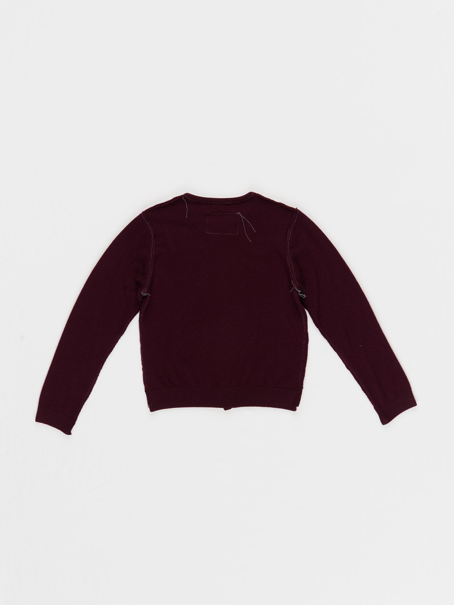 CF.23.03.03.01 ROUND-NECK CARDIGAN VEST cashmere jersey dark burgundy