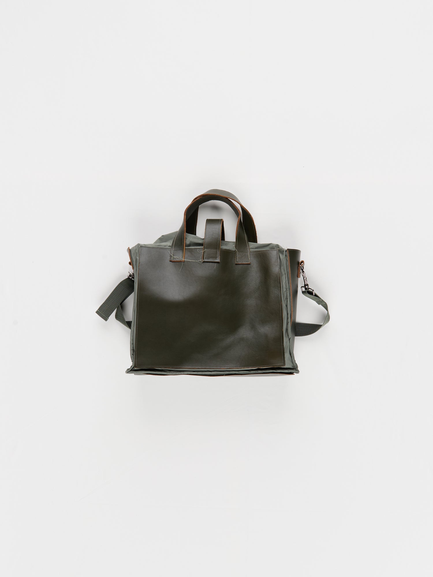 CF.23.14.04.02 PATCH SHOPPPER cow leather + nylon green