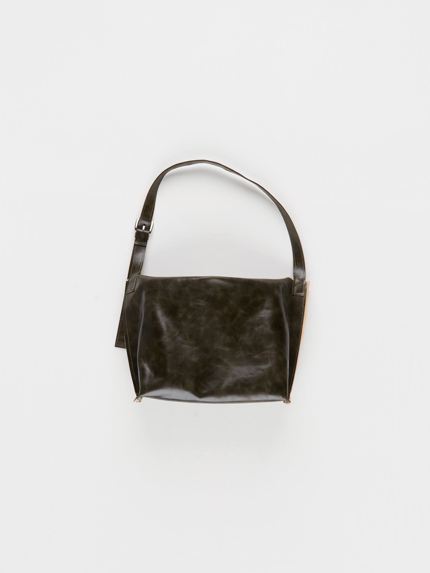 CF.23.14.02.01 BELT BAG cow leather green