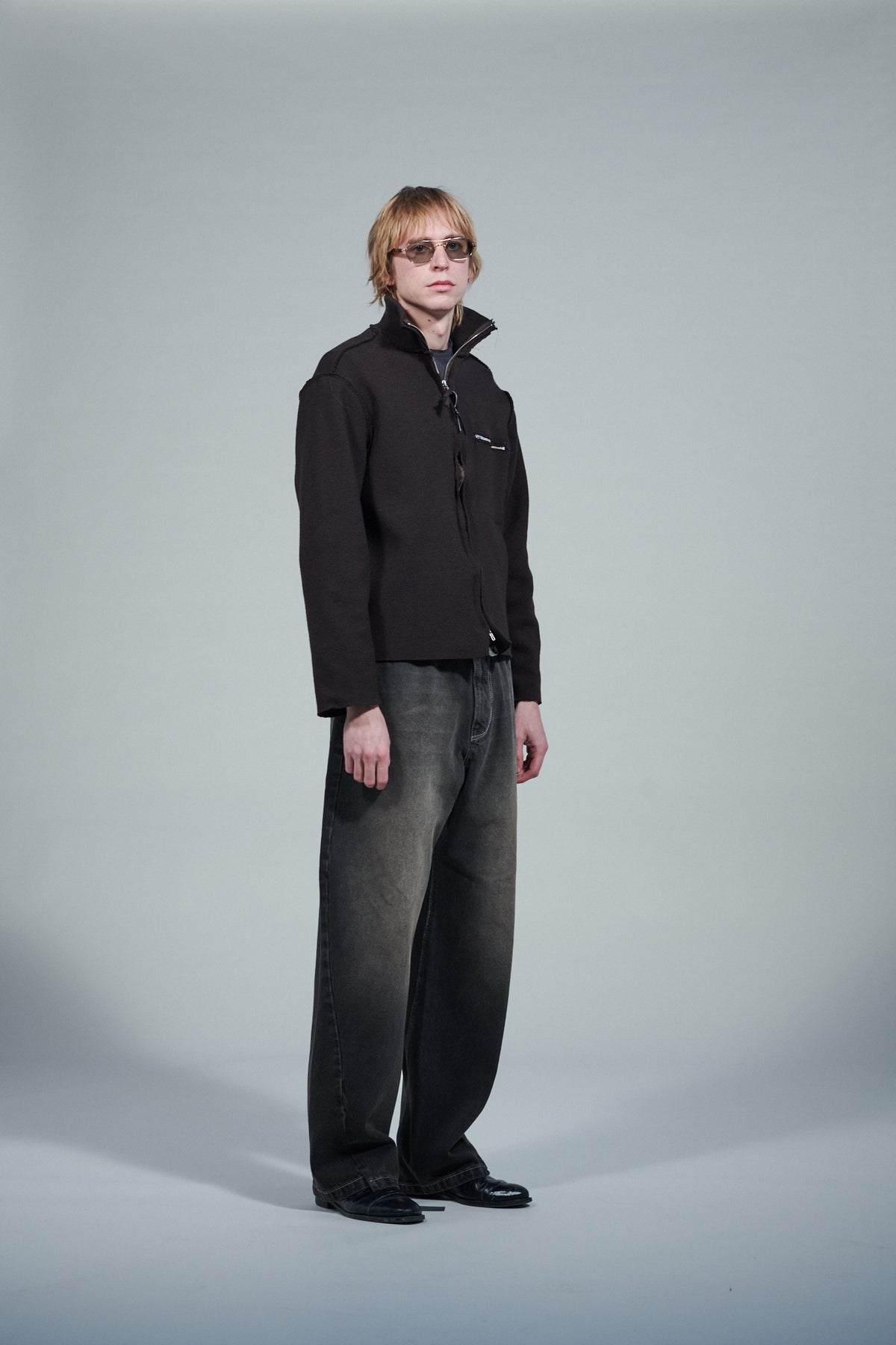 CF.22.15.01.01 WOBBLY JEANS denim faded brown