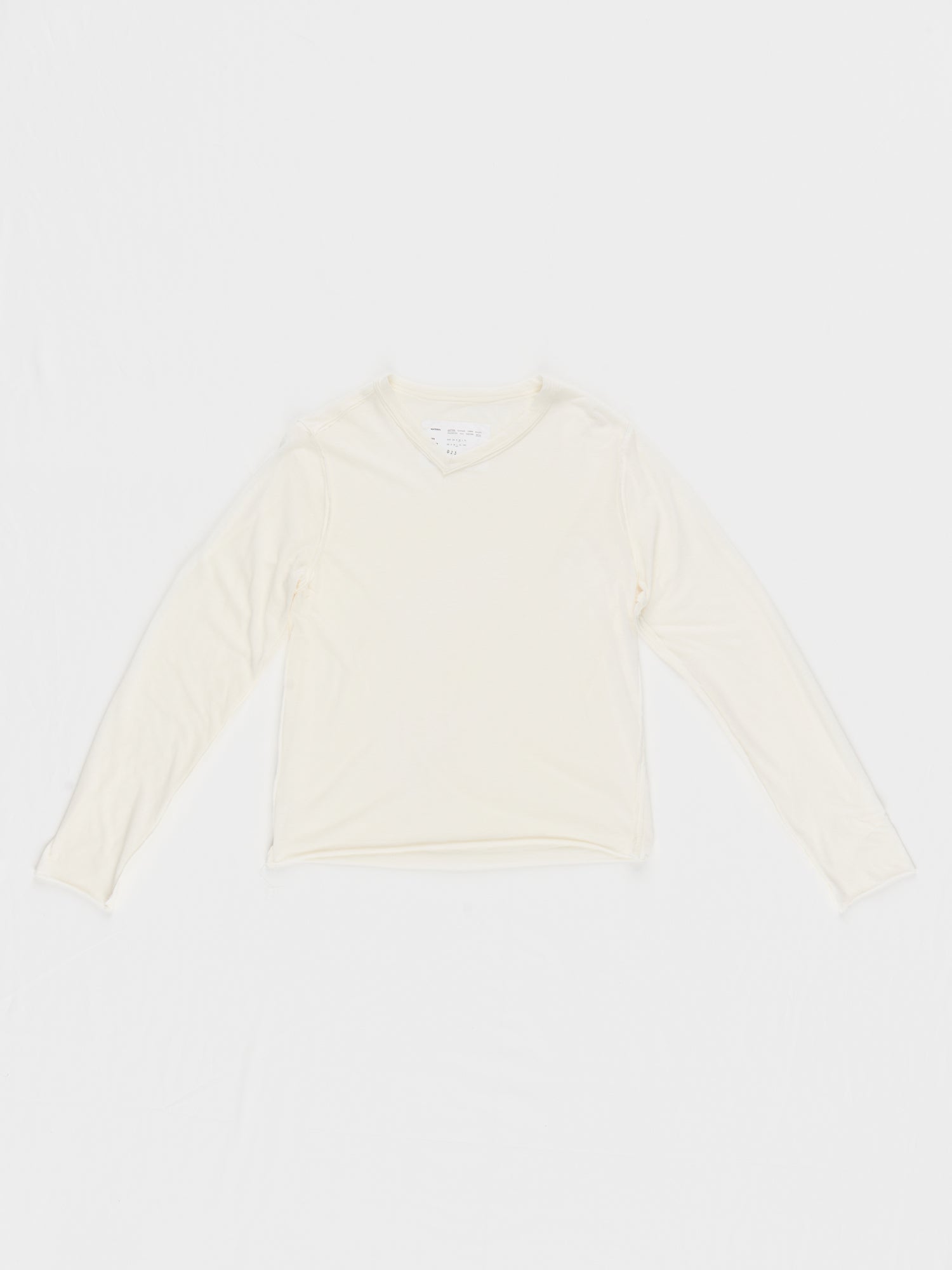 CF.23.01.09.01 V-NECK NORMAL TEE LS wool/jersey off-white