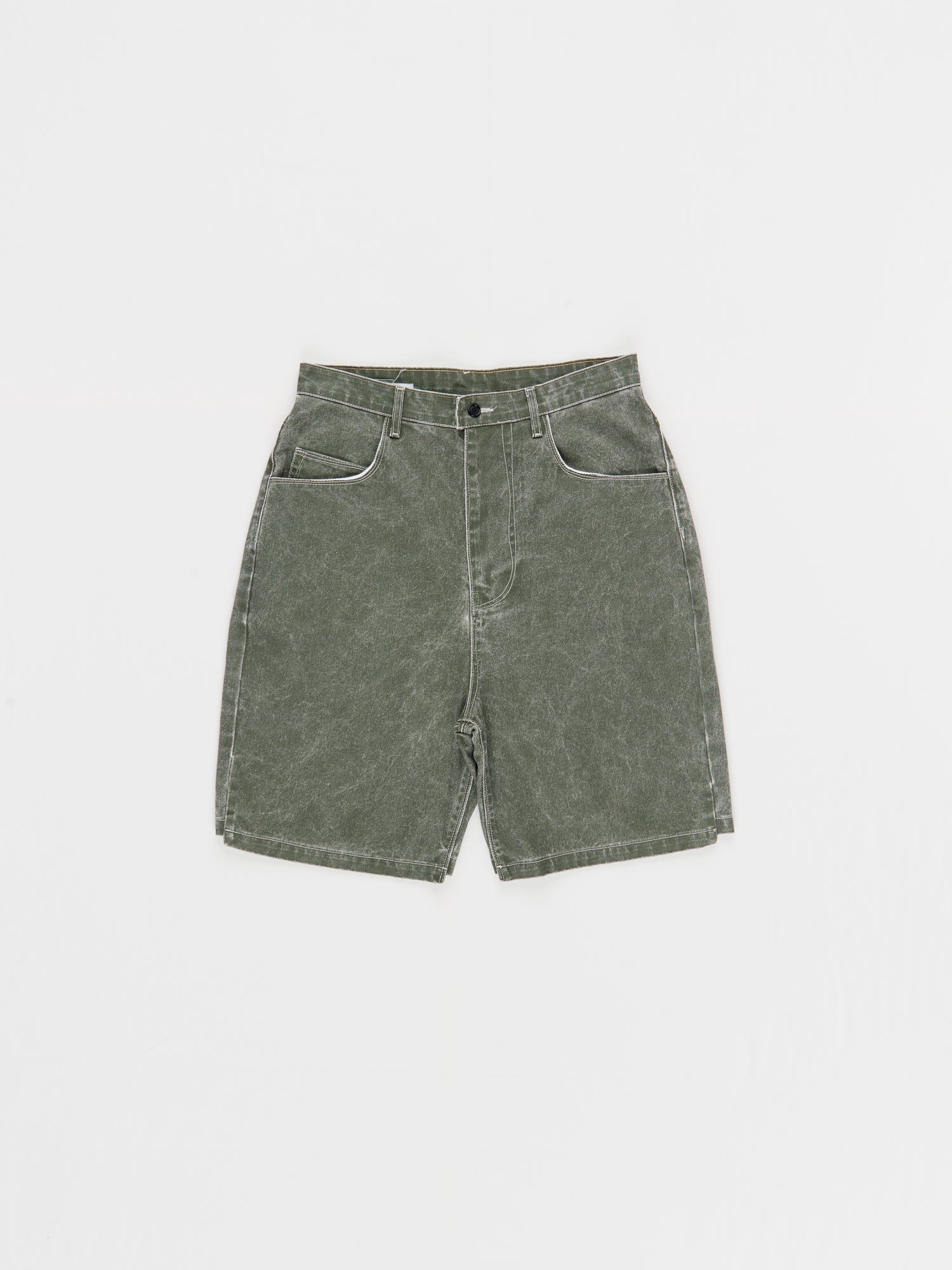 CF.23.15.01.01 WIDE SHORTS coated denim green